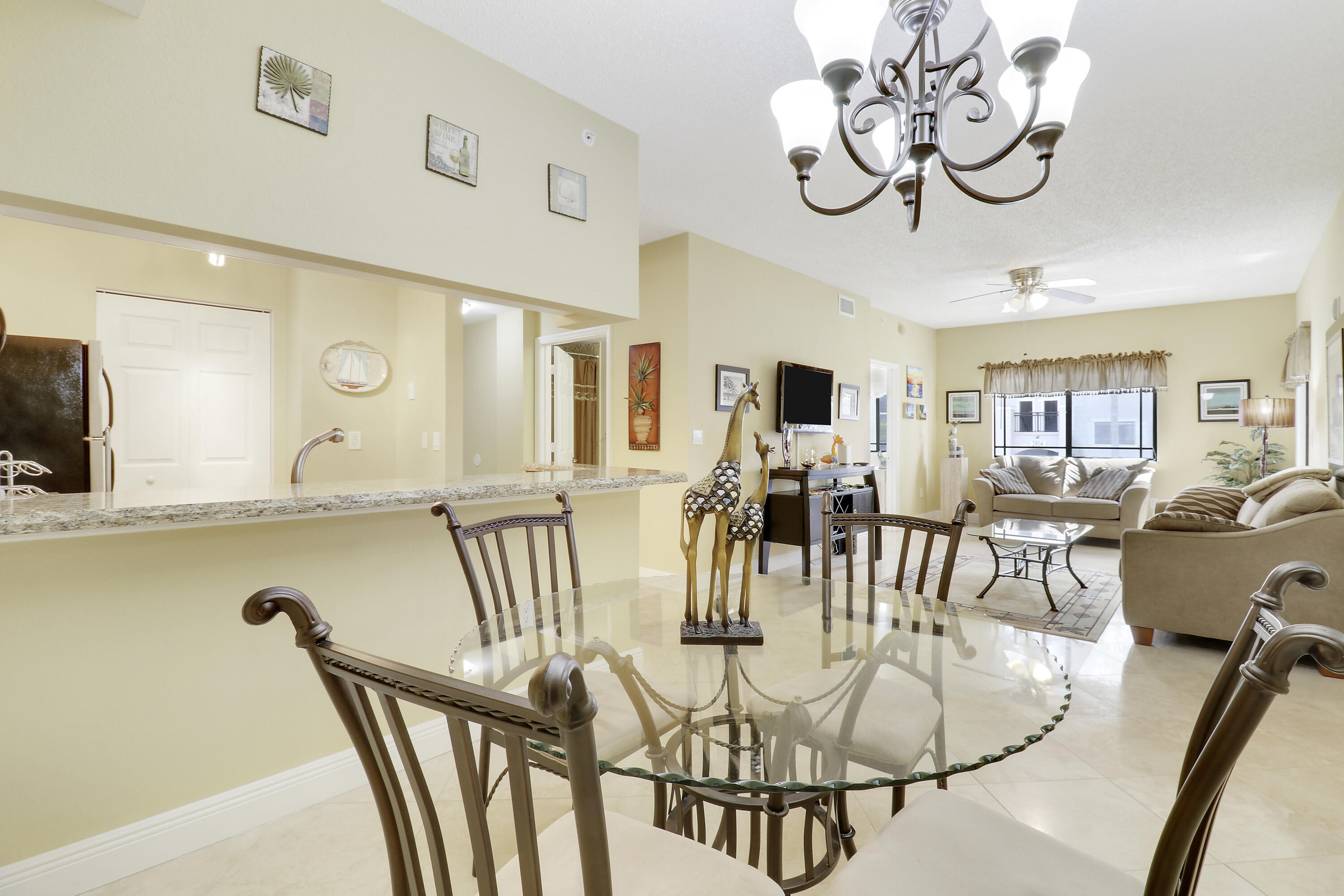 2802 Sarento #204, Palm Beach Gardens FL 33410