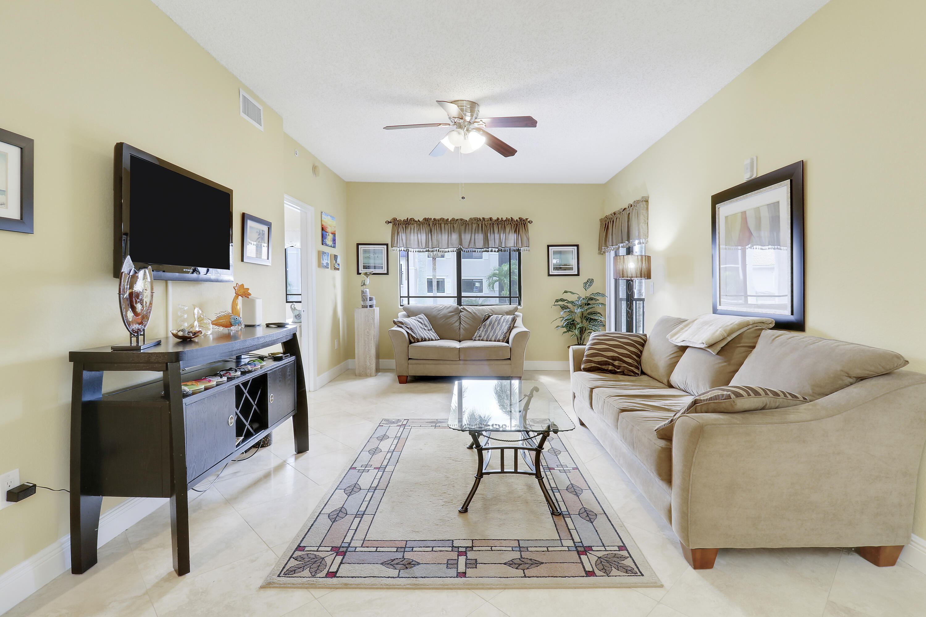 2802 Sarento #204, Palm Beach Gardens FL 33410