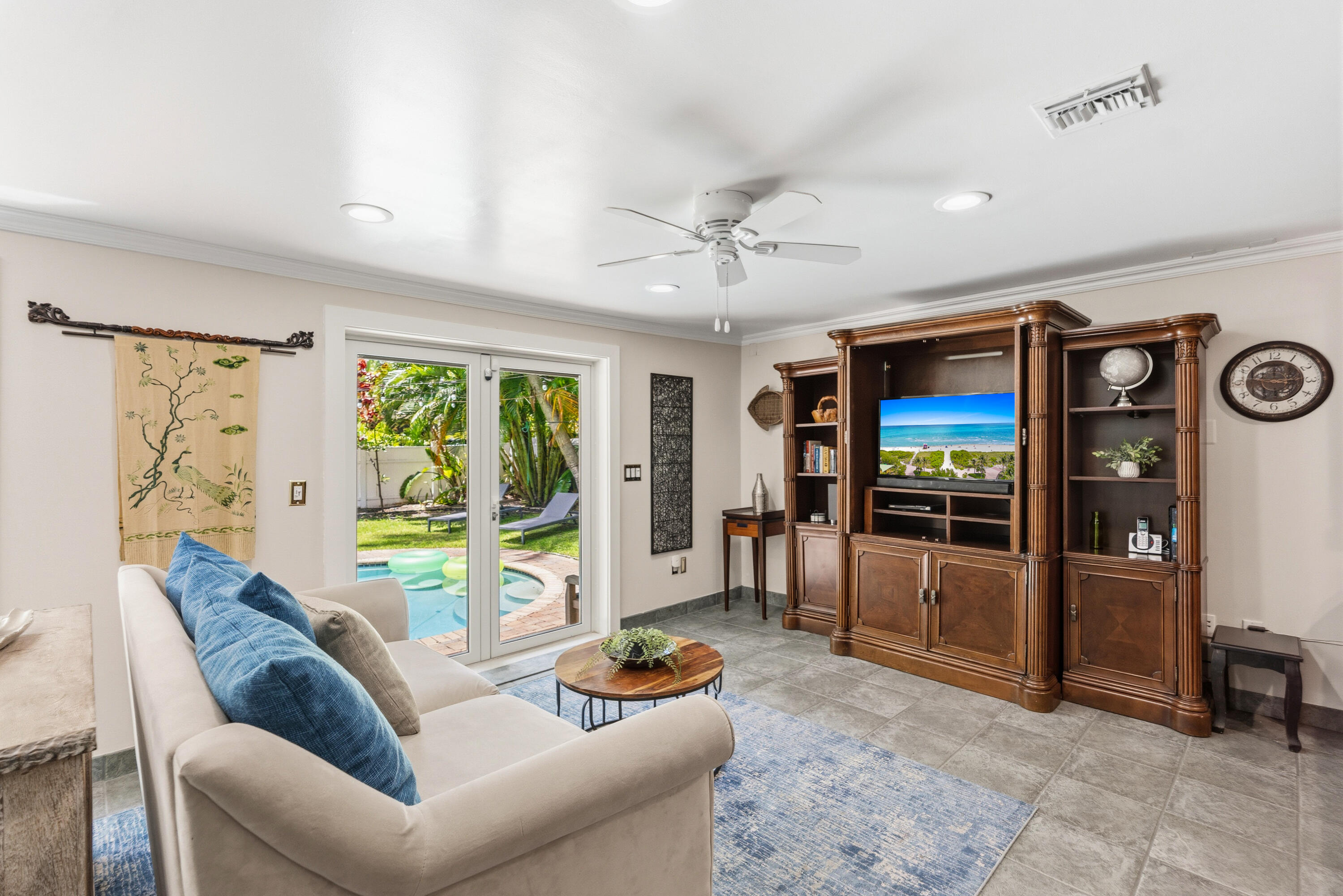 614 SE 5th, Fort Lauderdale FL 33301