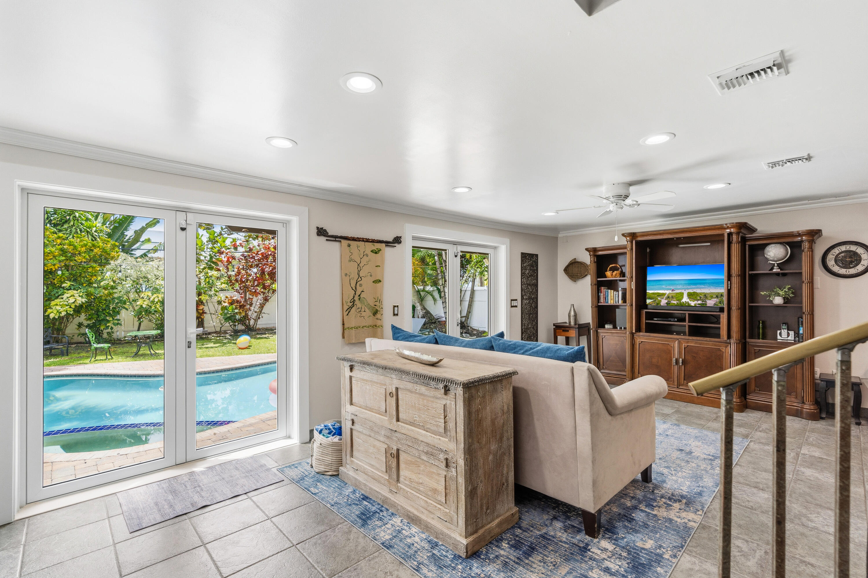614 SE 5th, Fort Lauderdale FL 33301