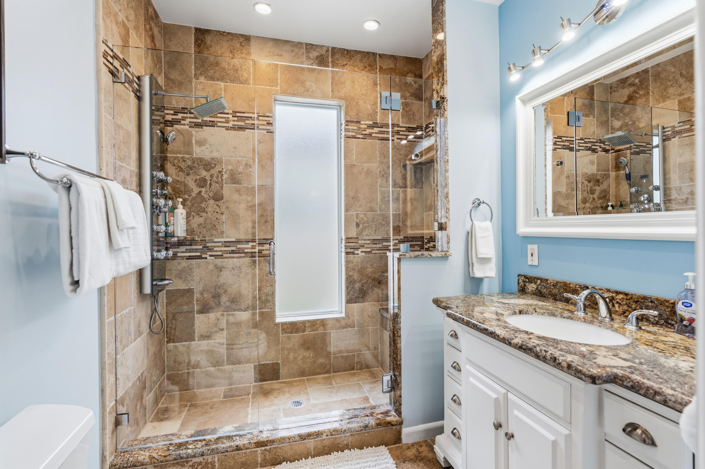 614 SE 5th, Fort Lauderdale FL 33301