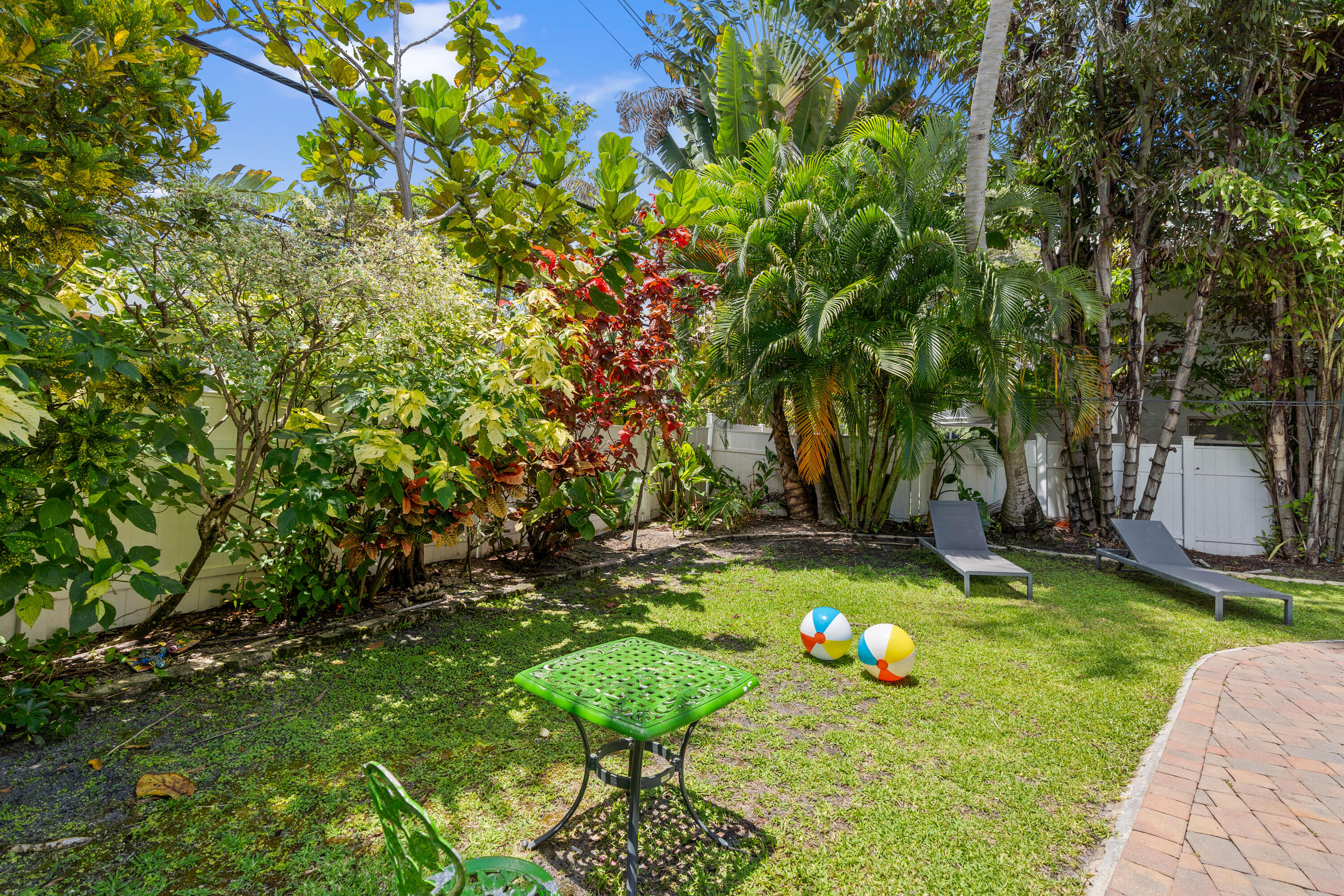 614 SE 5th, Fort Lauderdale FL 33301