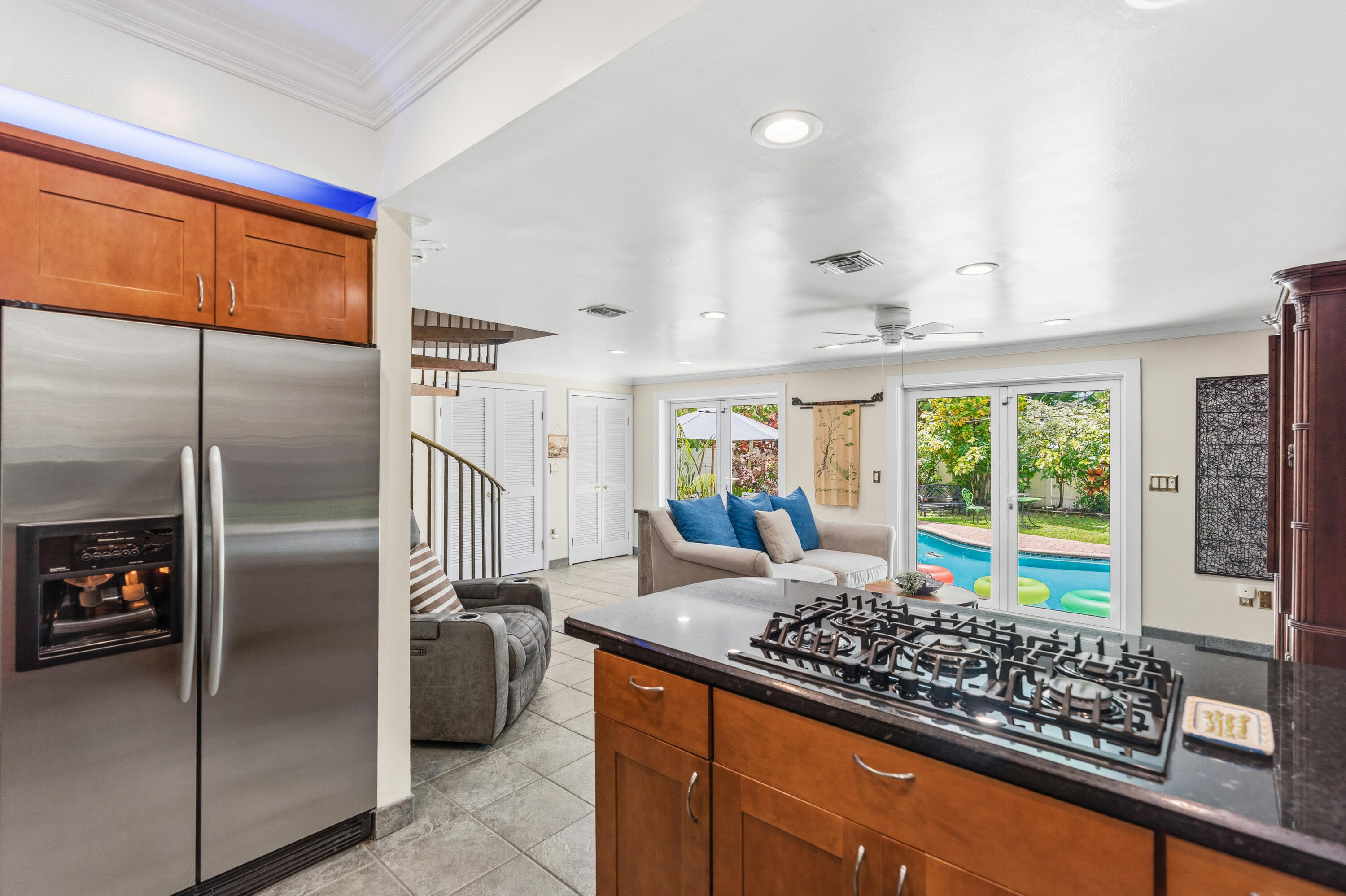 614 SE 5th, Fort Lauderdale FL 33301