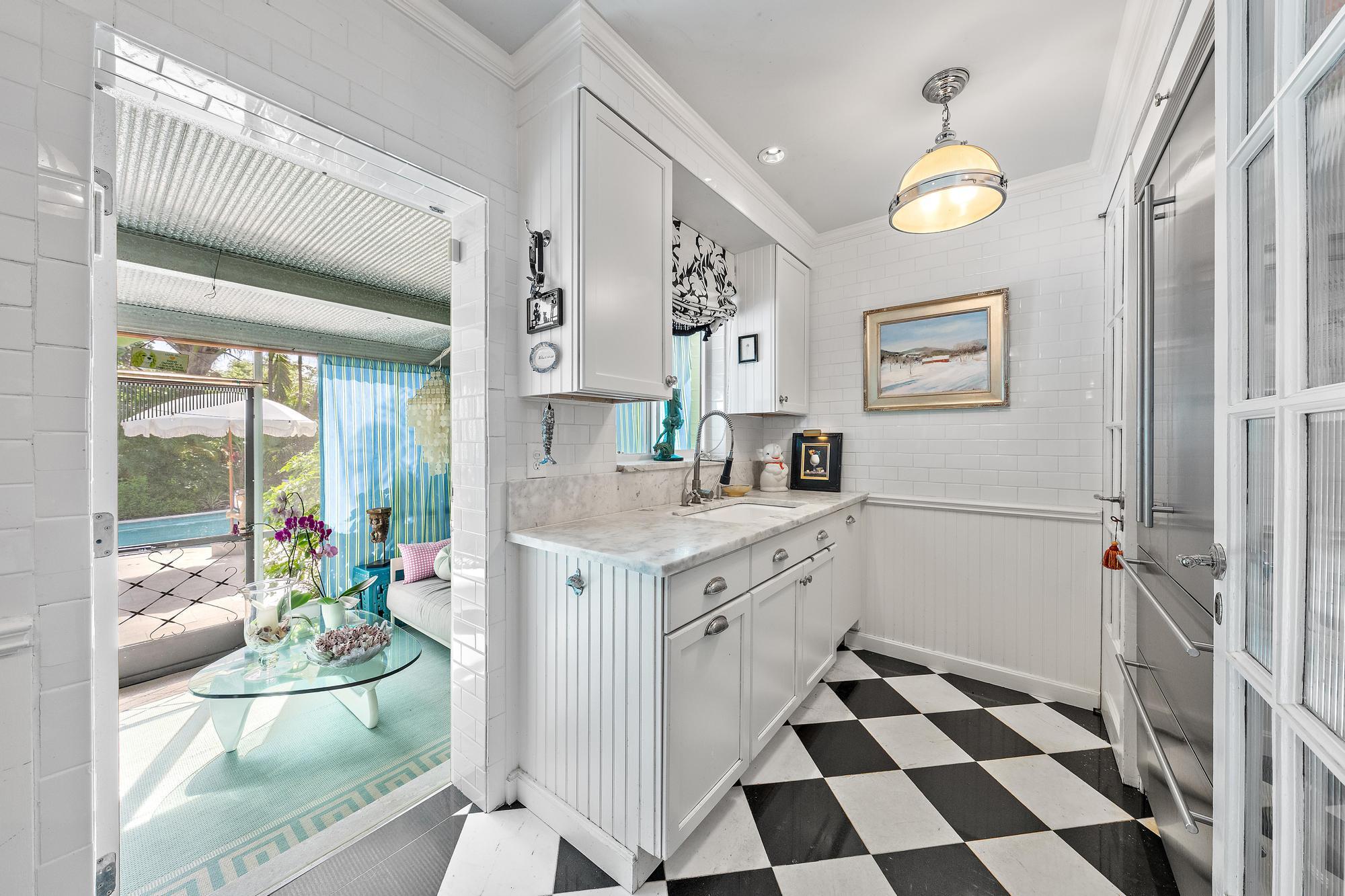 7704 Martin, West Palm Beach FL 33405