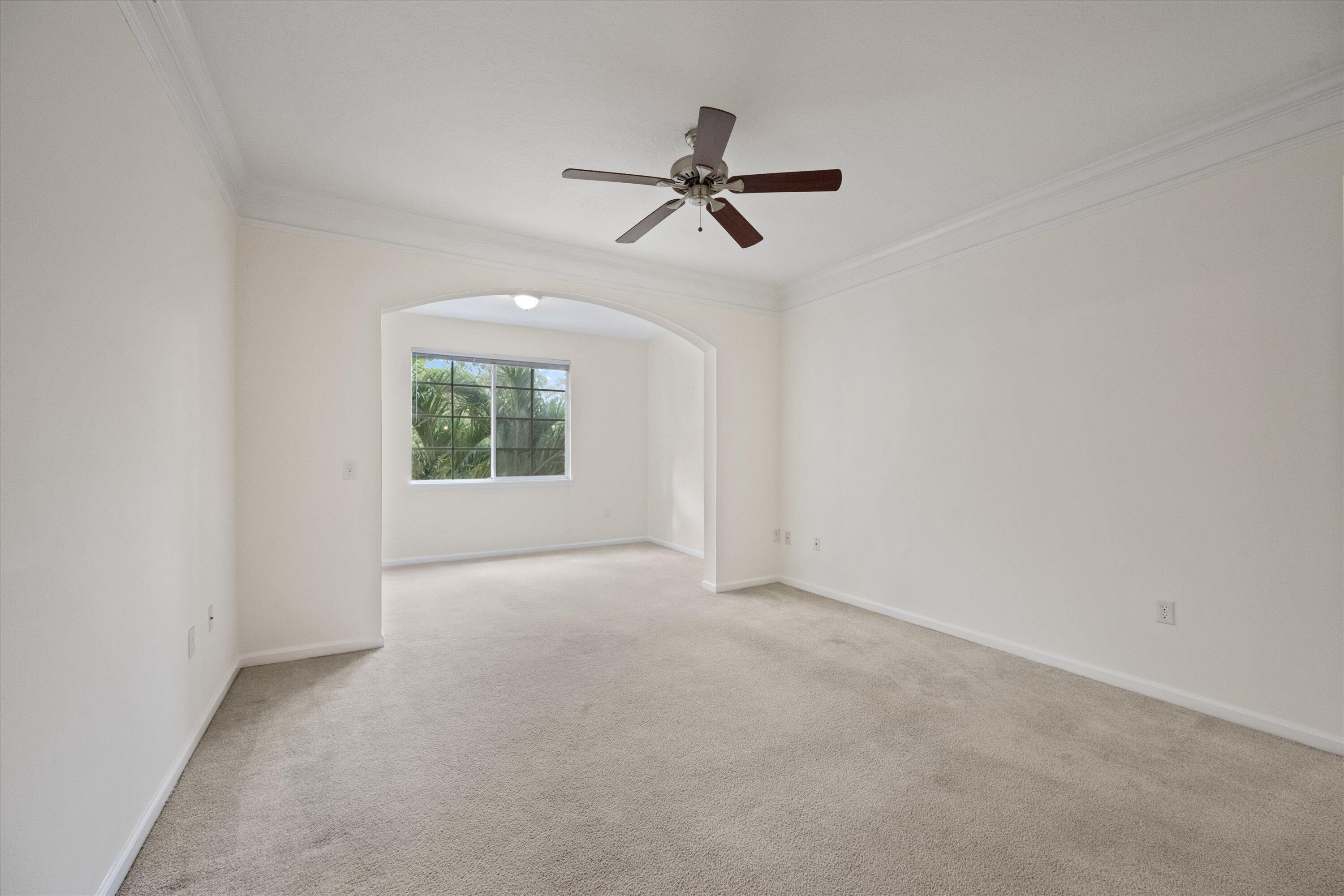 10203 Myrtlewood, Palm Beach Gardens FL 33418