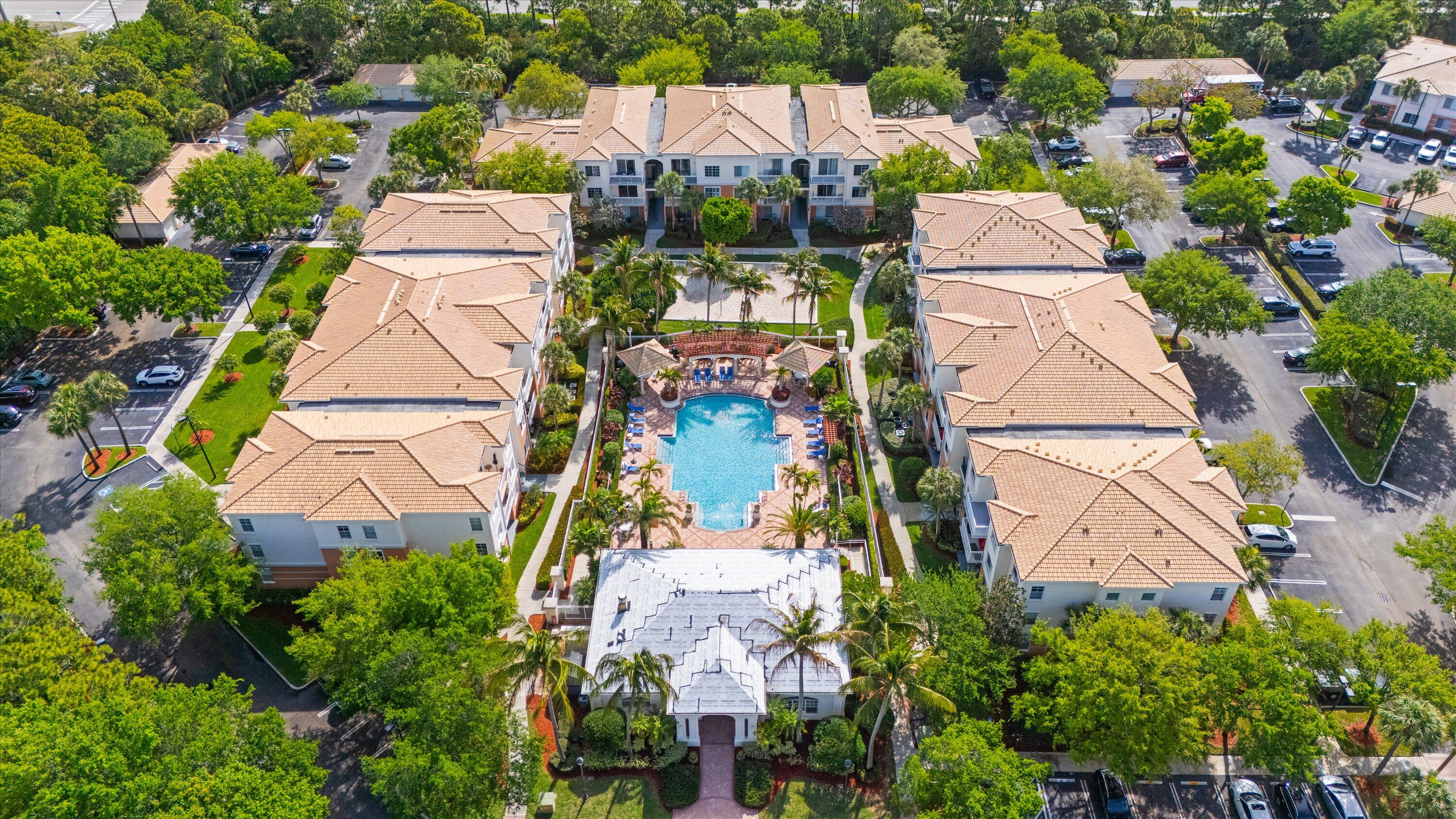 10203 Myrtlewood, Palm Beach Gardens FL 33418