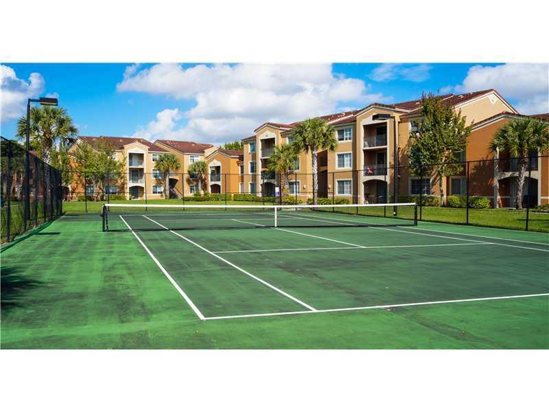 7980 N Nob Hill #205, Tamarac FL 33321