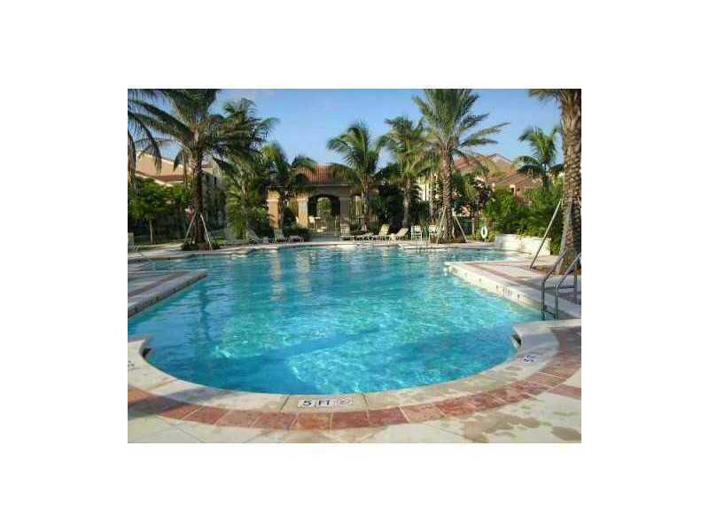 7980 N Nob Hill #205, Tamarac FL 33321