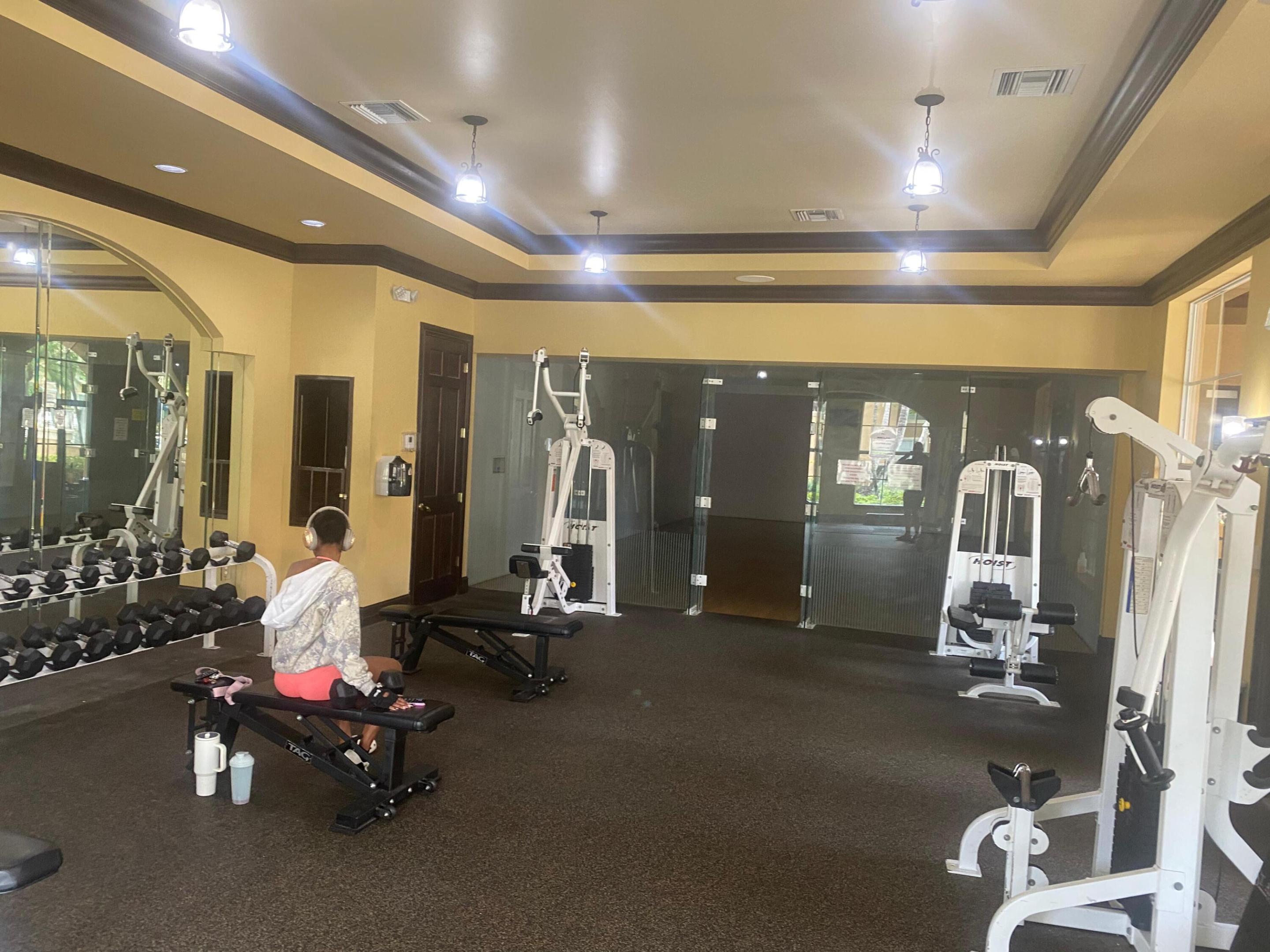 7980 N Nob Hill #205, Tamarac FL 33321