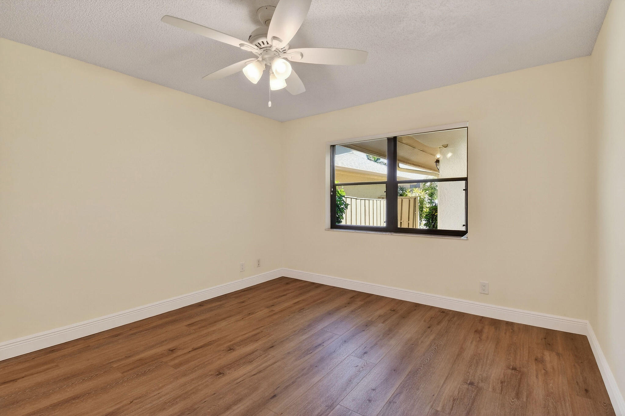 17081 Waterbend #128, Jupiter FL 33477