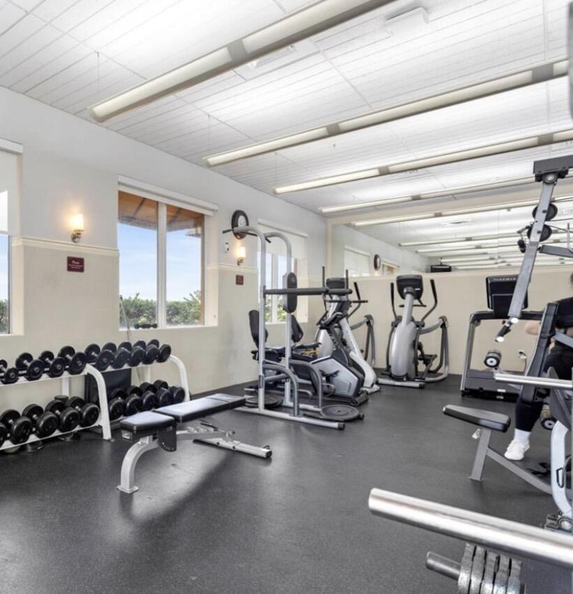 3232 Coral #1601, Miami FL 33145