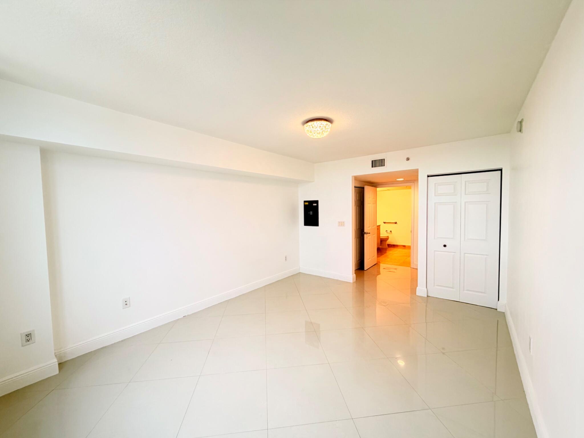 3232 Coral #1601, Miami FL 33145