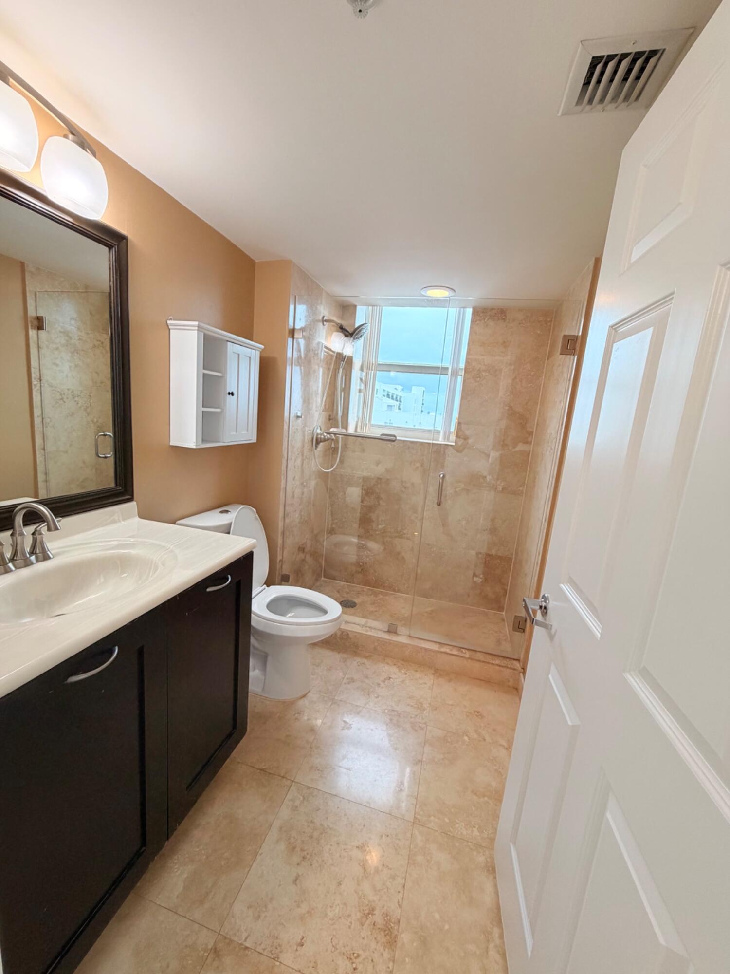 3232 Coral #1601, Miami FL 33145