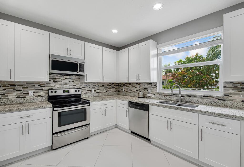 19491 Black Olive, Boca Raton FL 33498