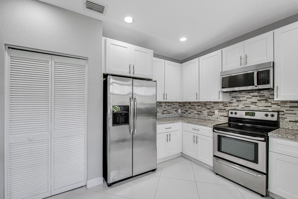 19491 Black Olive, Boca Raton FL 33498
