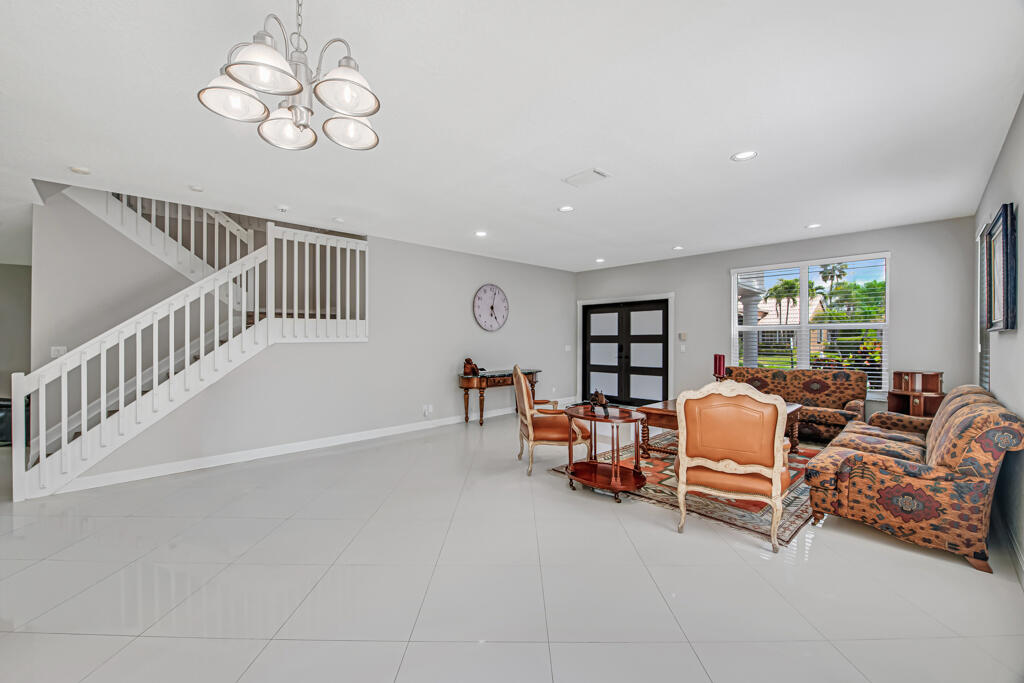 19491 Black Olive, Boca Raton FL 33498