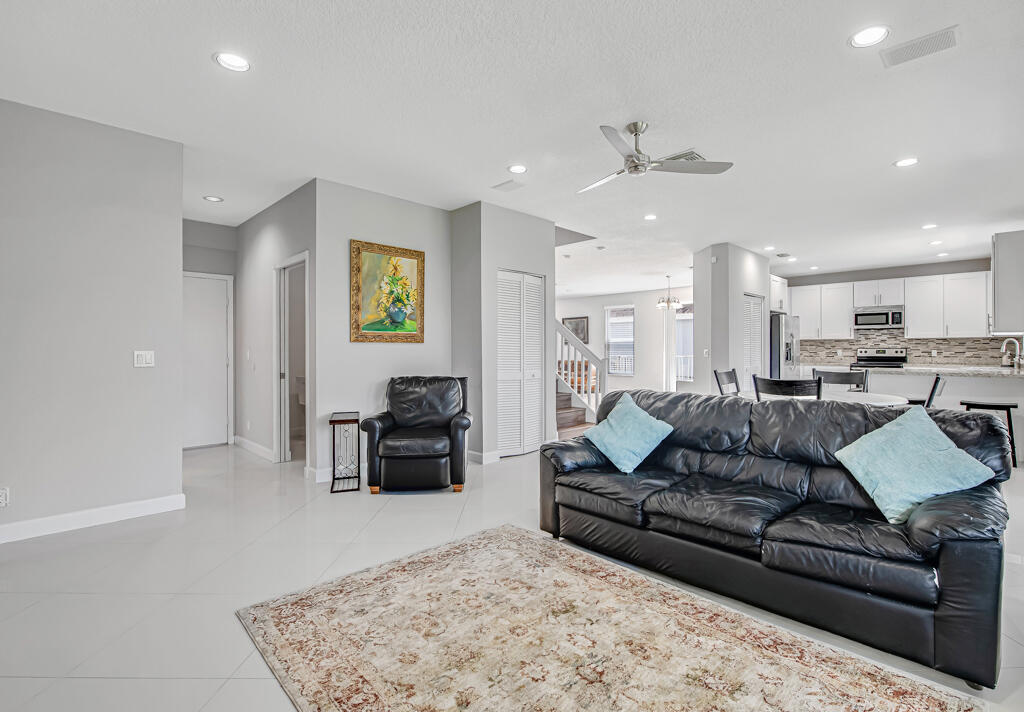 19491 Black Olive, Boca Raton FL 33498