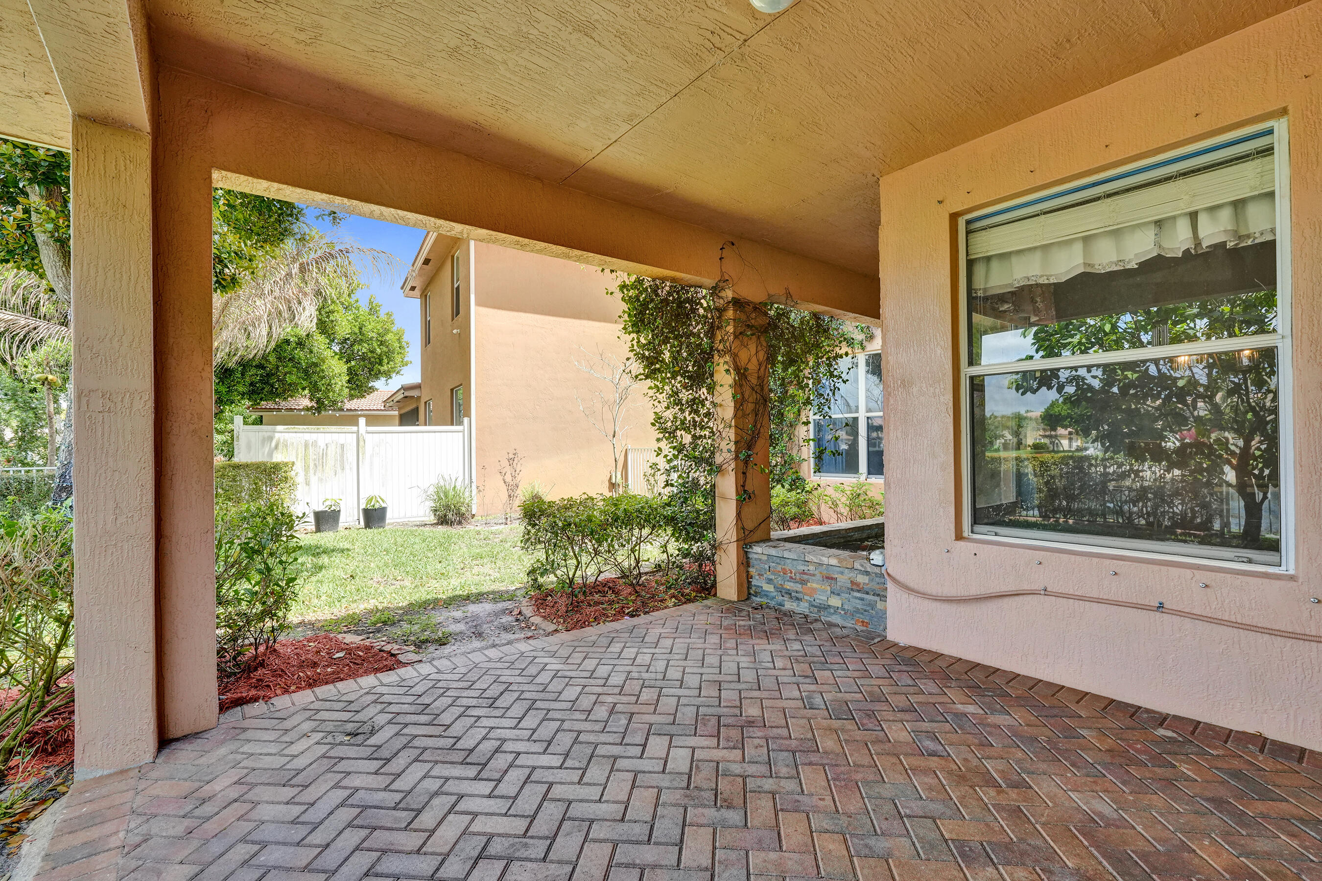 6591 Traveler, West Palm Beach FL 33411