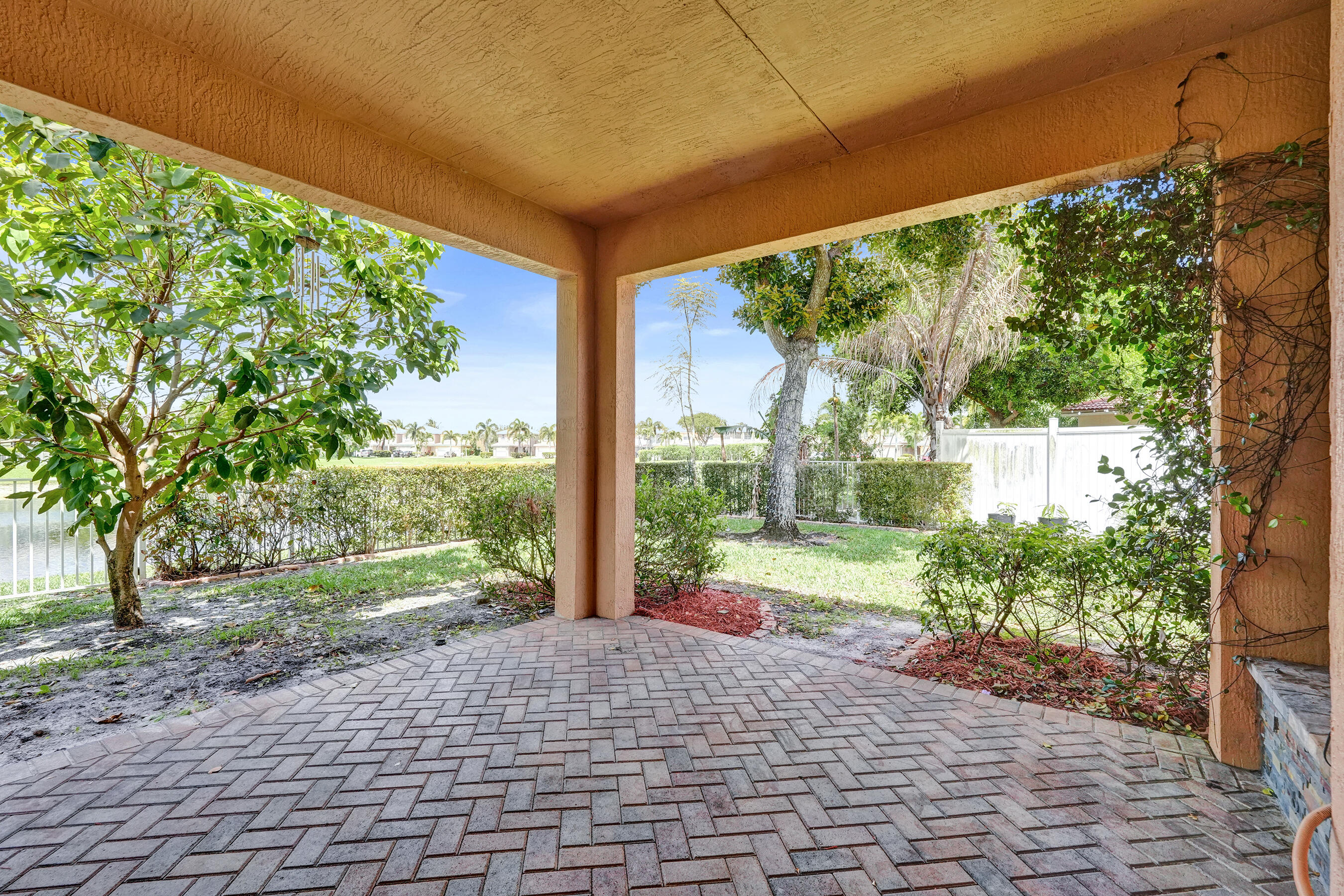 6591 Traveler, West Palm Beach FL 33411