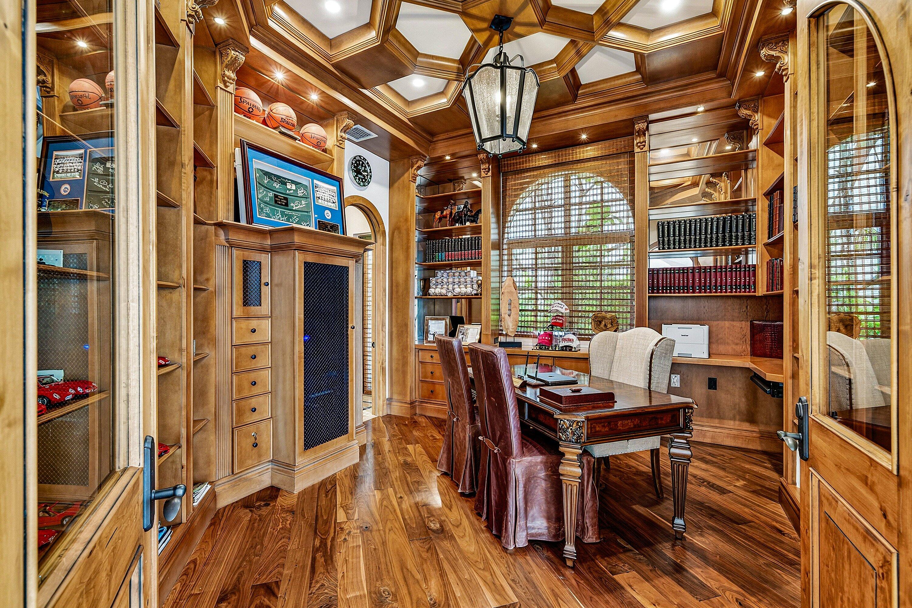 520 NE Waterway, Boca Raton FL 33432
