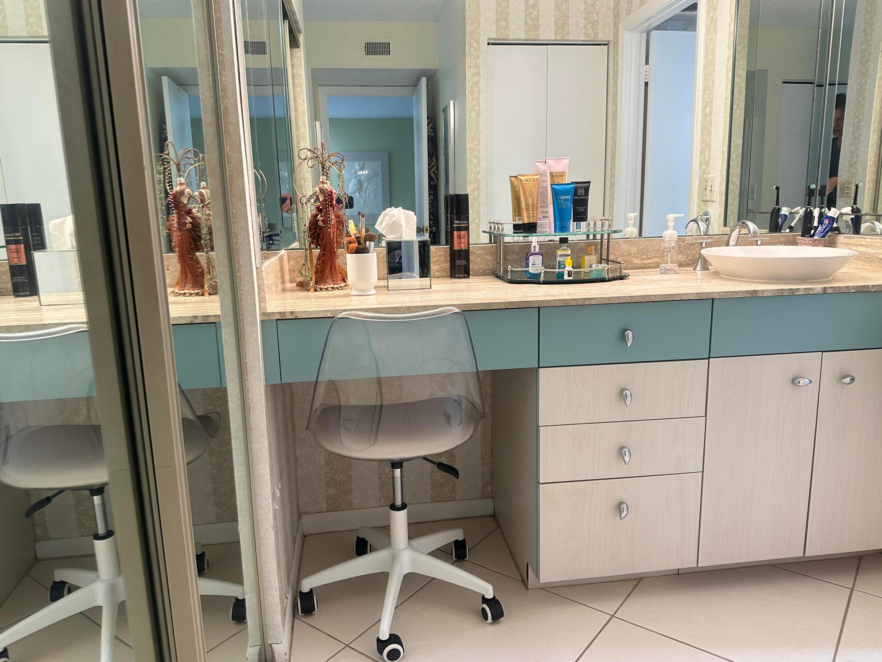 21500 Cypress Hammock #38e, Boca Raton FL 33428