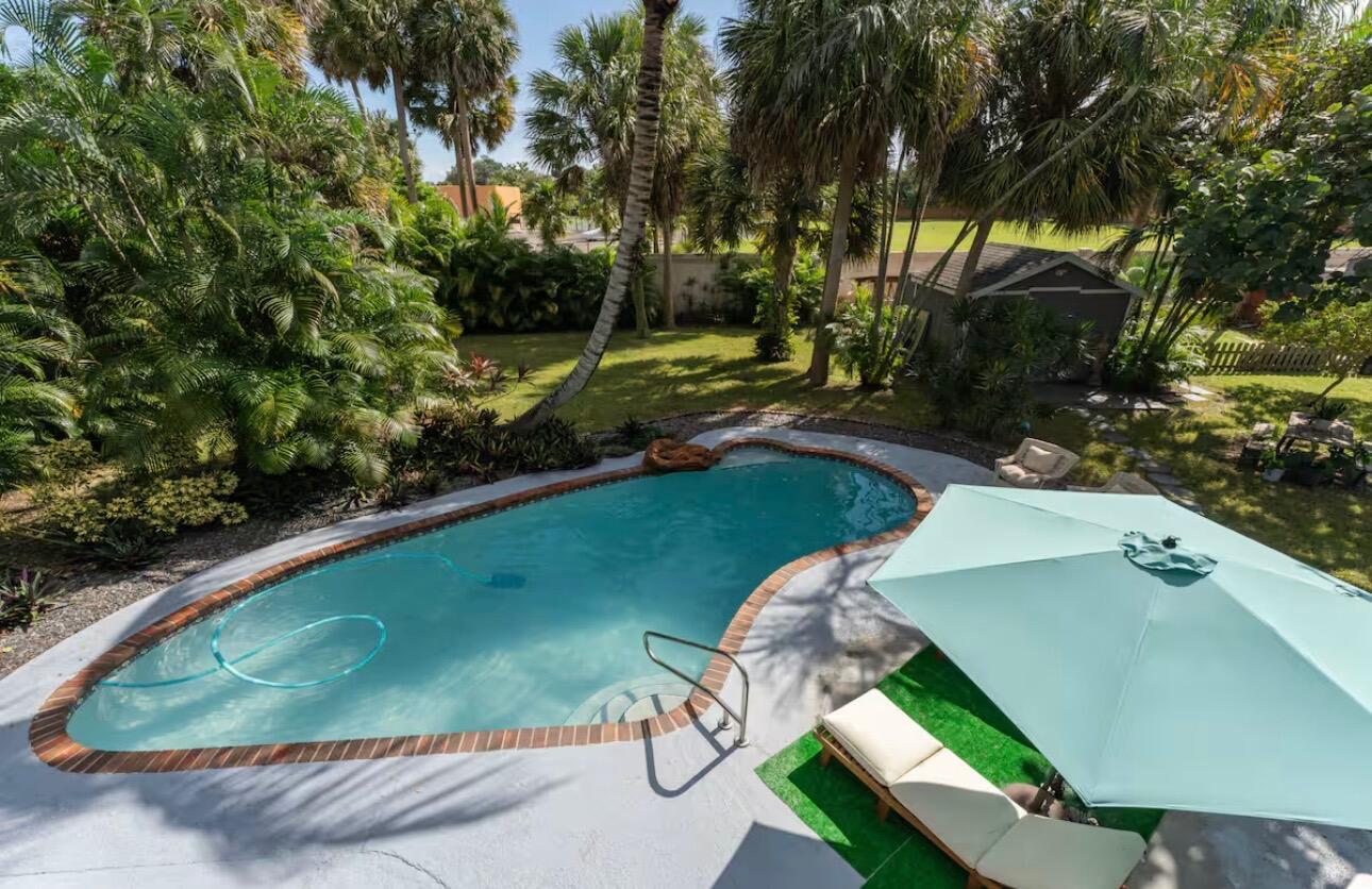 1256 Palmetto, Haverhill FL 33417