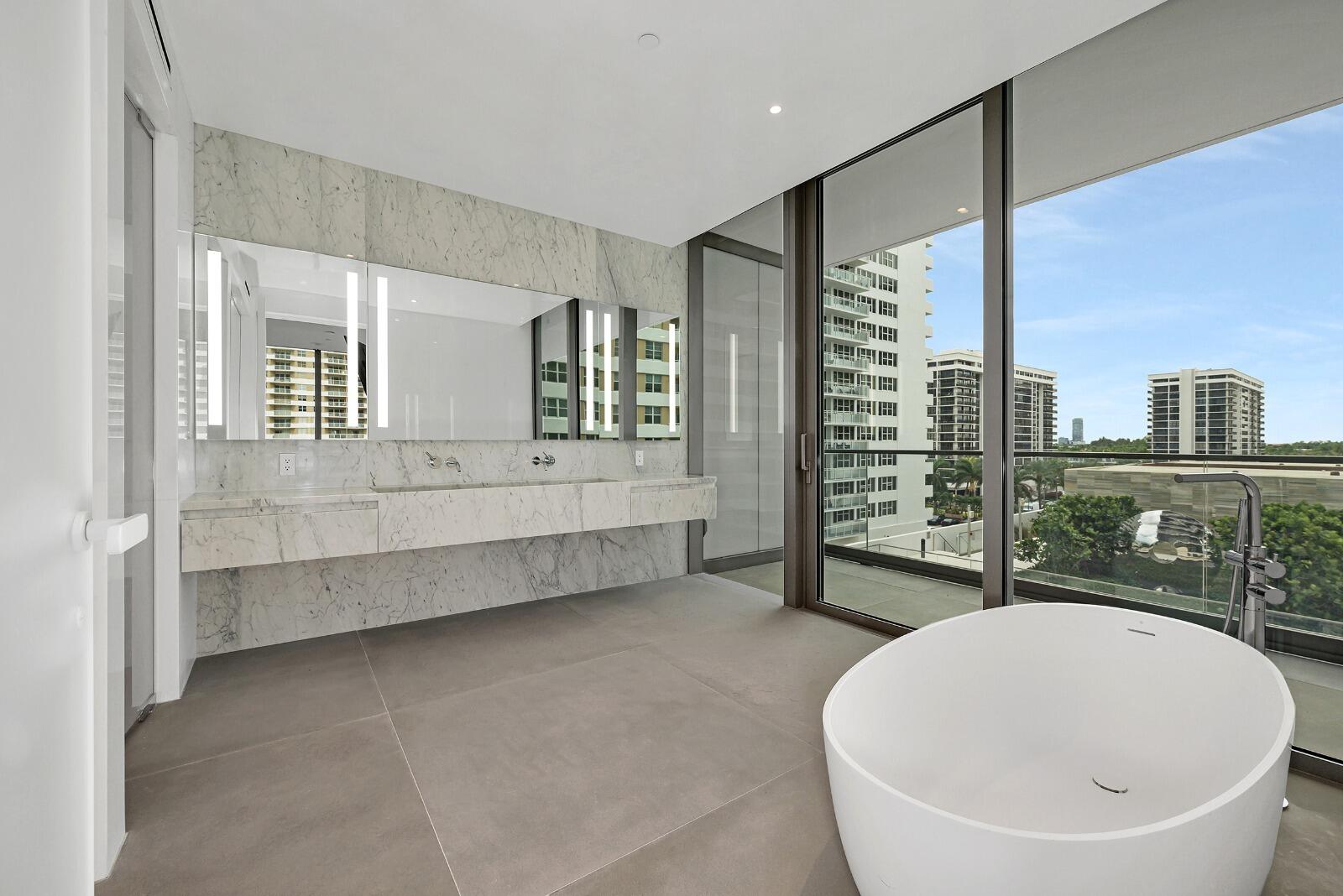 2000 S Ocean #5a, Hallandale Beach FL 33009