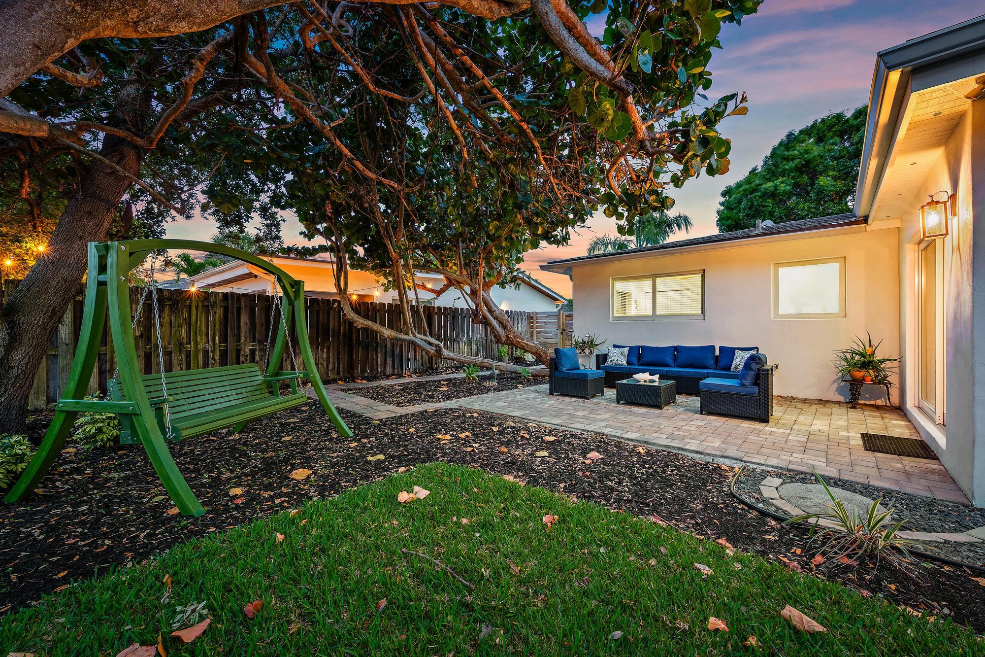 517 Gulf, North Palm Beach FL 33408