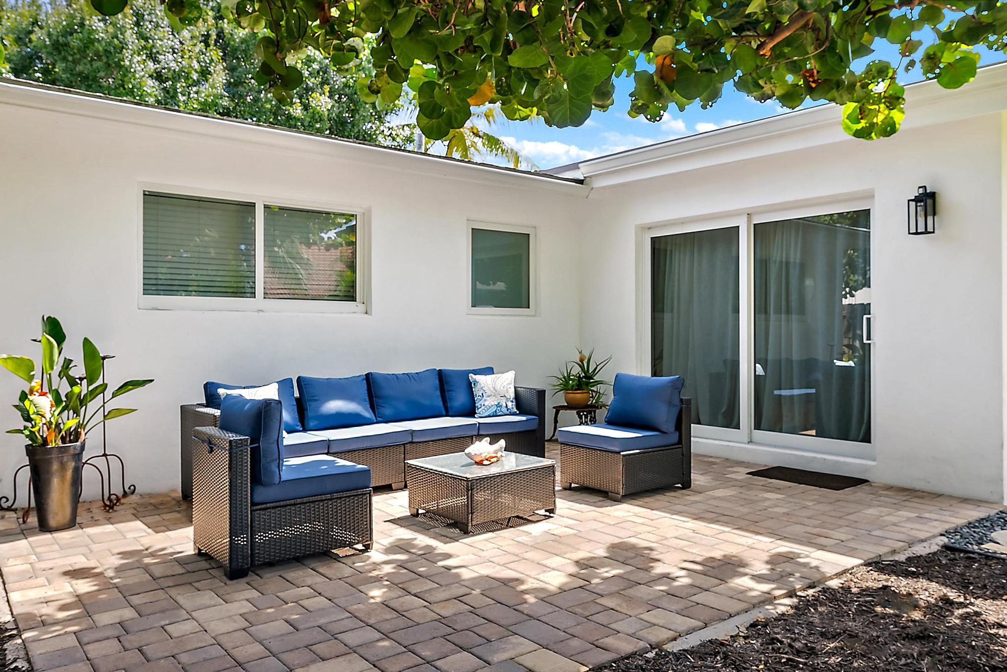 517 Gulf, North Palm Beach FL 33408