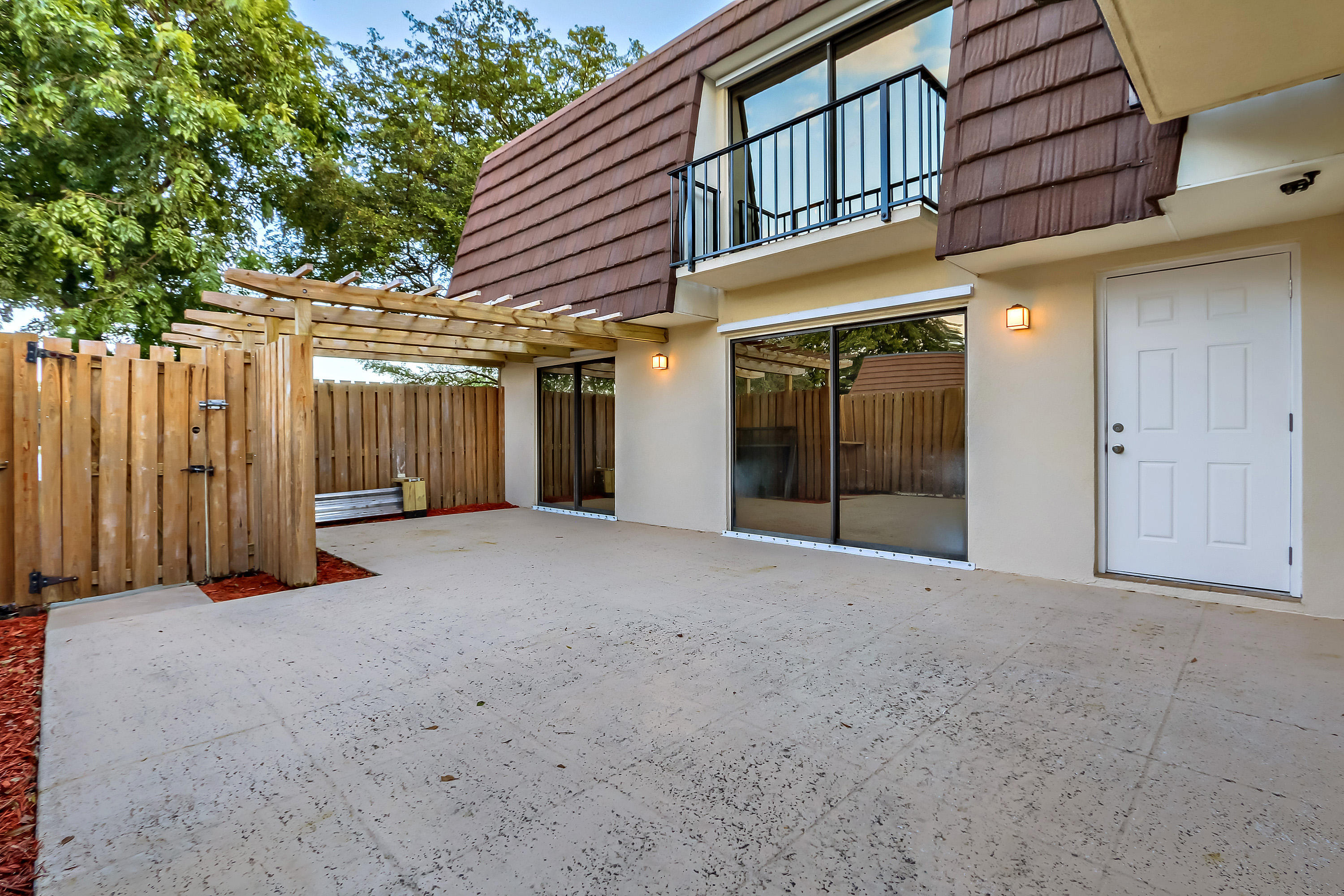 2403 24th, Palm Beach Gardens FL 33418