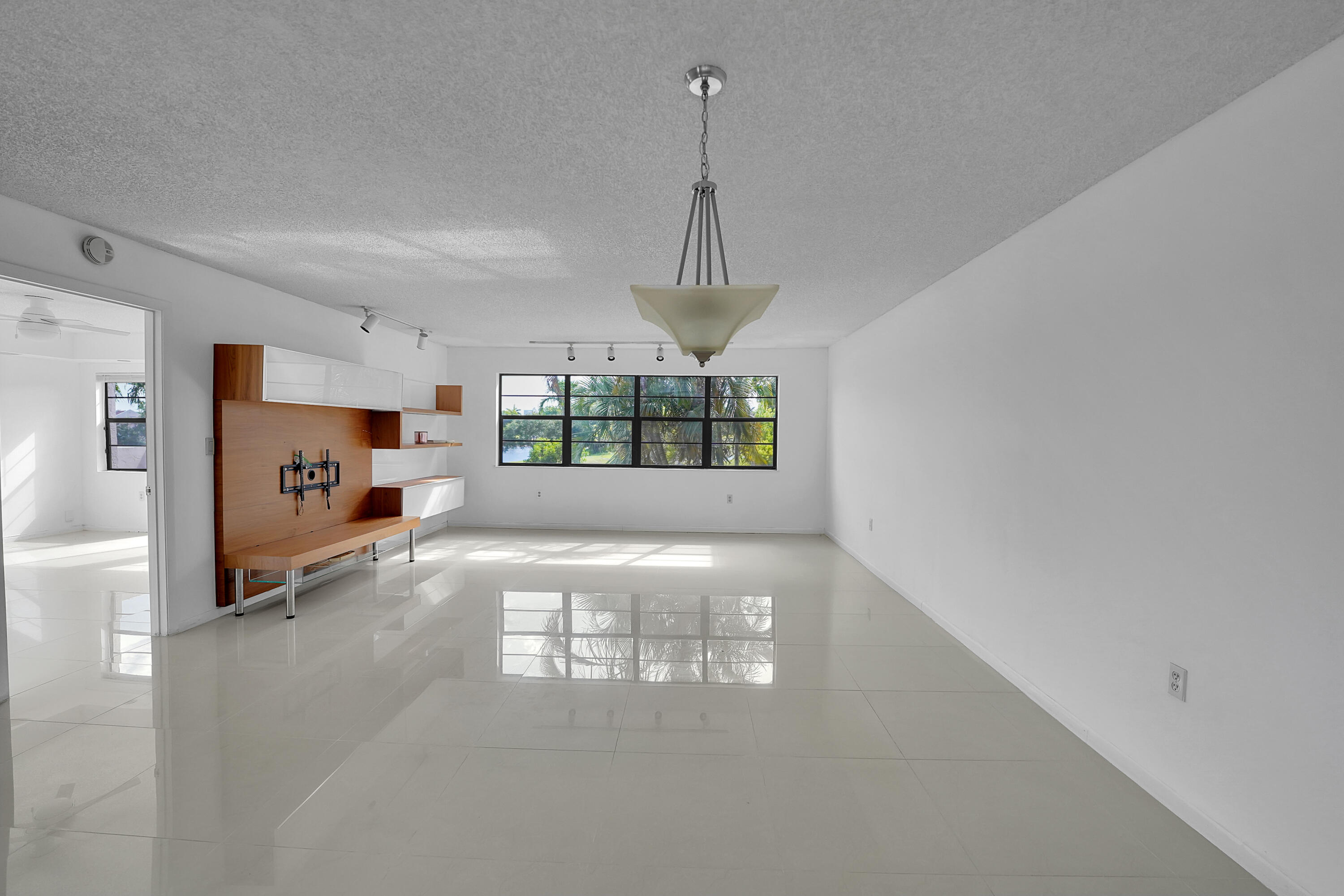 6654 Villa Sonrisa #421, Boca Raton FL 33433