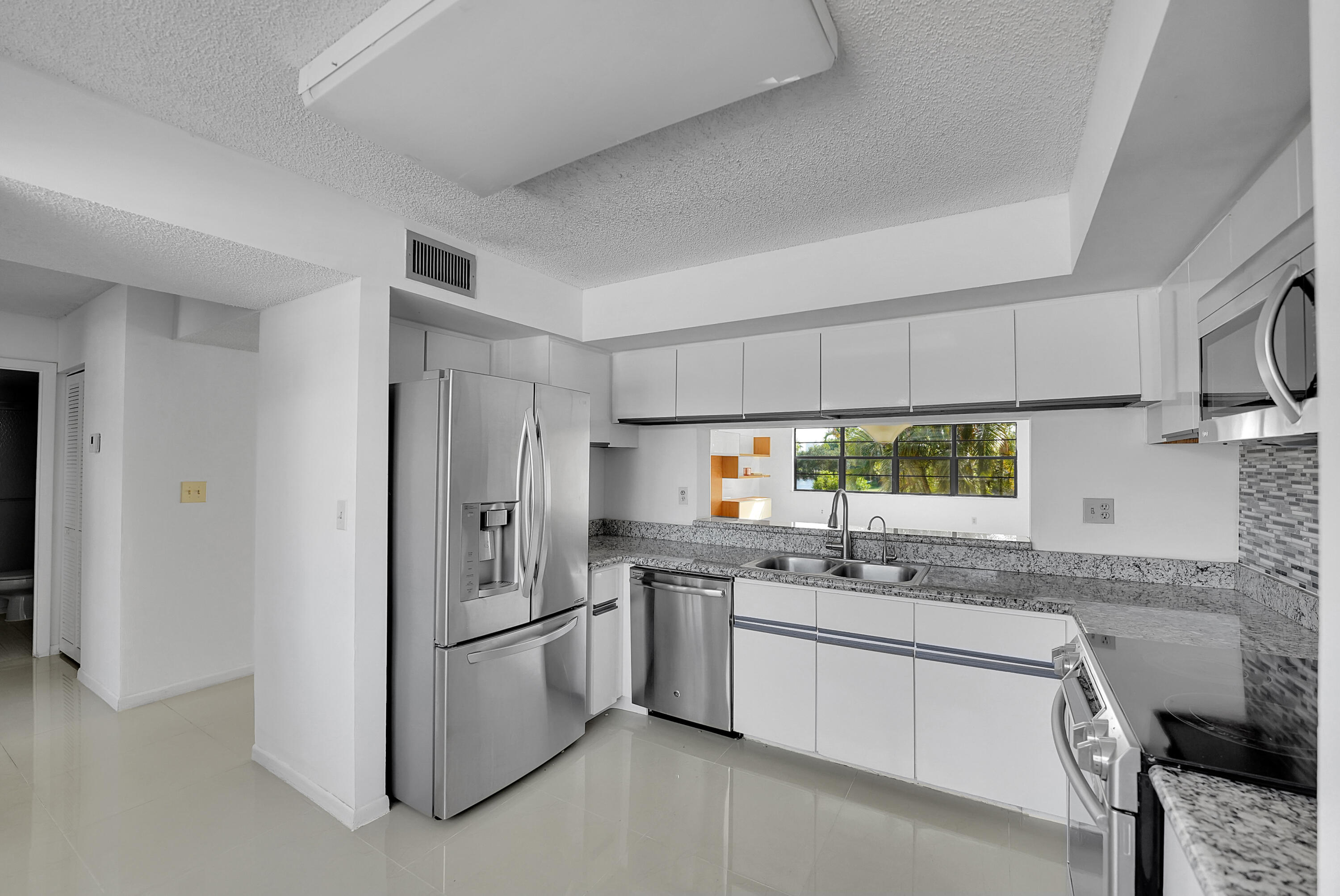 6654 Villa Sonrisa #421, Boca Raton FL 33433