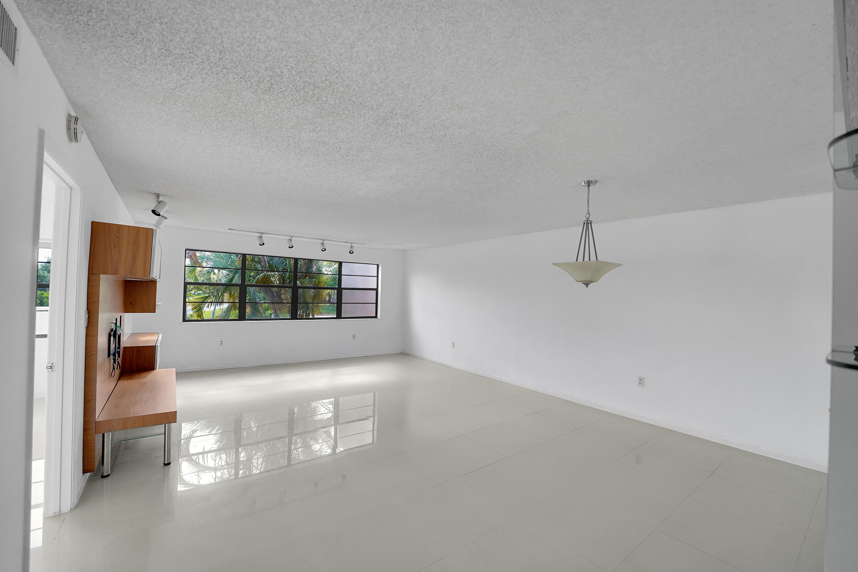 6654 Villa Sonrisa #421, Boca Raton FL 33433