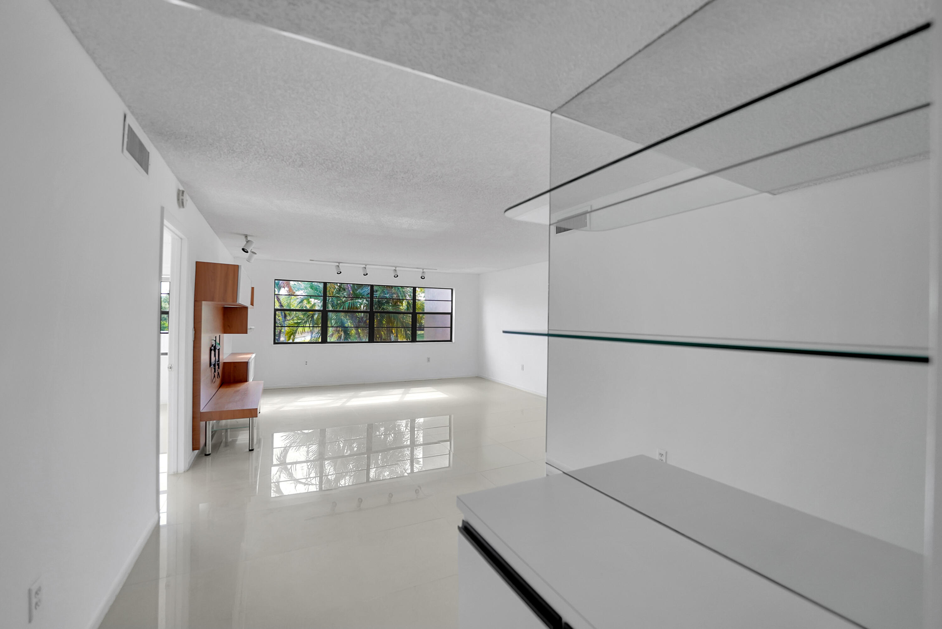 6654 Villa Sonrisa #421, Boca Raton FL 33433