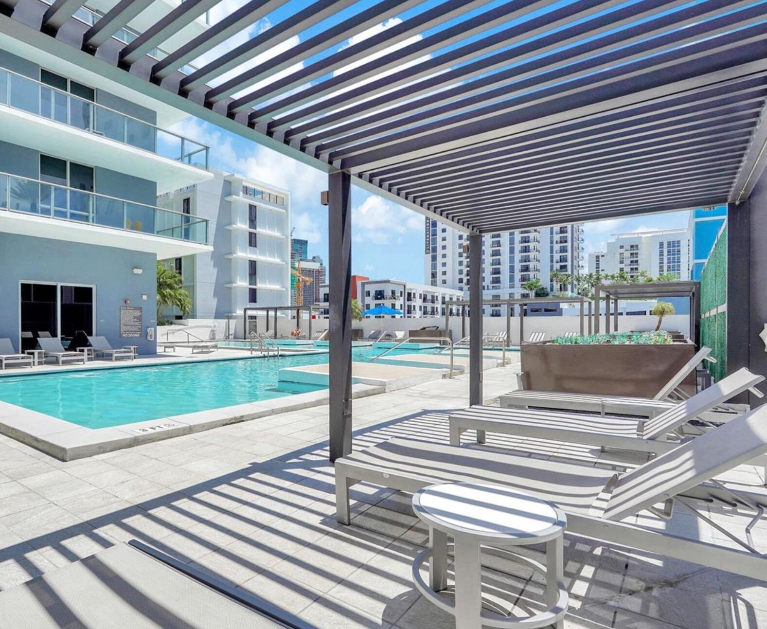 1010 SW 2nd #1107, Miami FL 33130