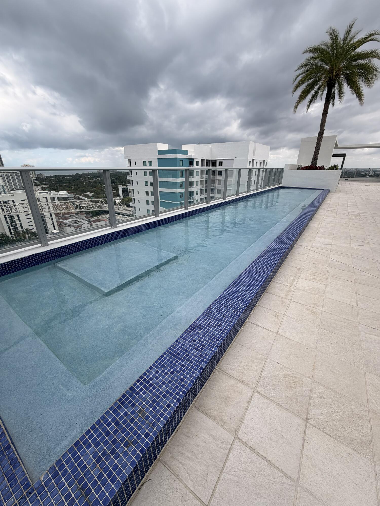 1010 SW 2nd #1107, Miami FL 33130