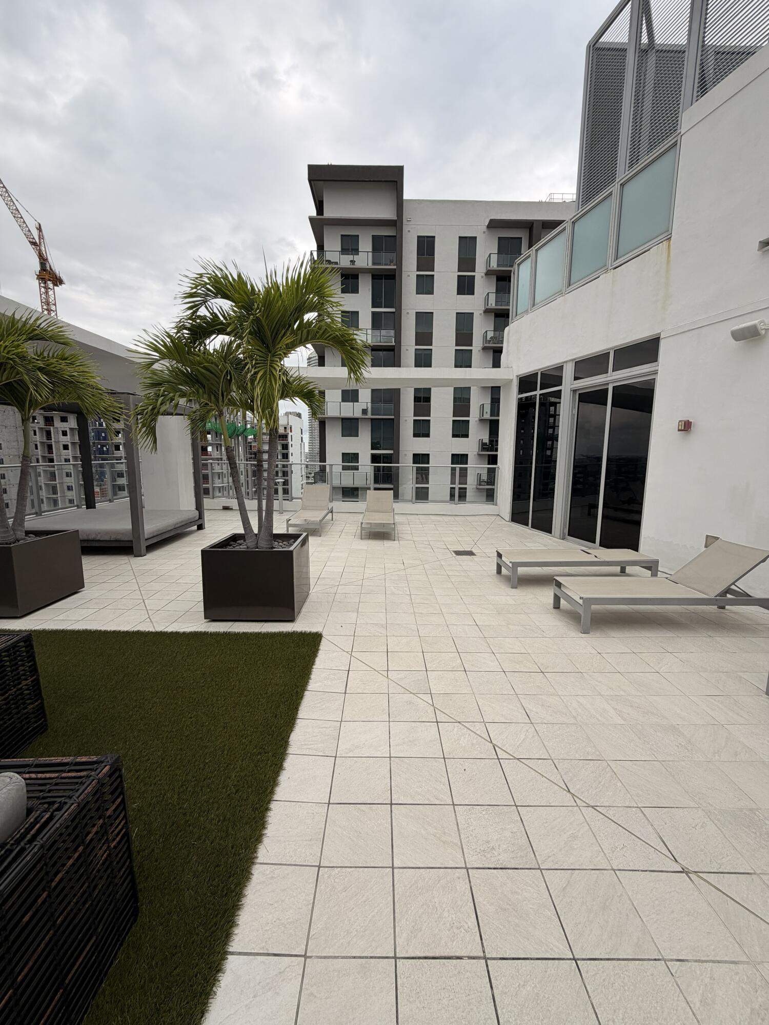 1010 SW 2nd #1107, Miami FL 33130