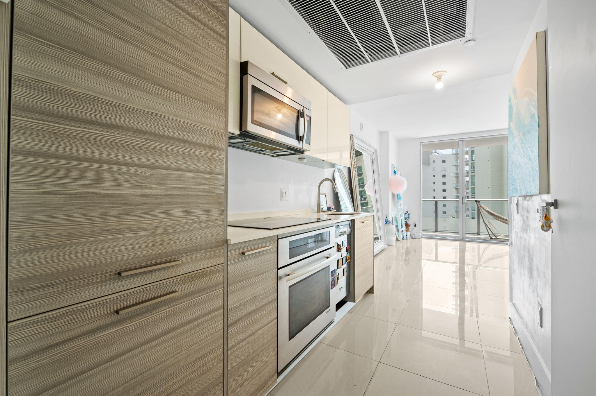 1300 Brickell Bay #1005, Miami FL 33131