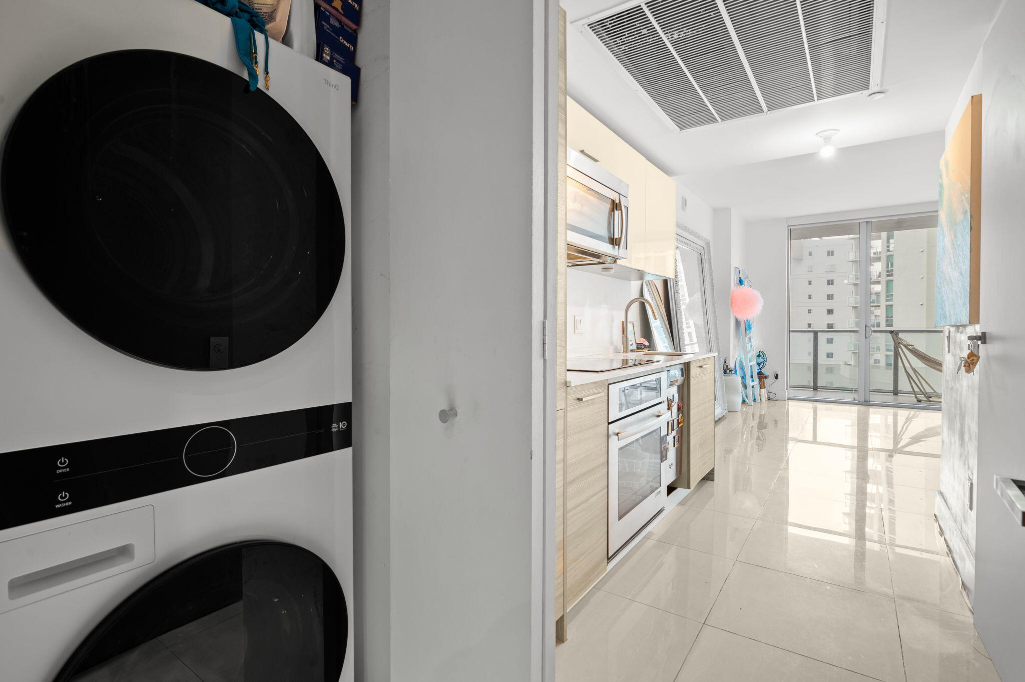 1300 Brickell Bay #1005, Miami FL 33131