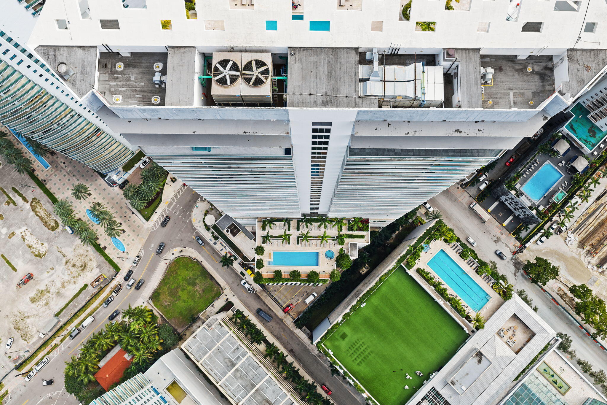 1300 Brickell Bay #1005, Miami FL 33131