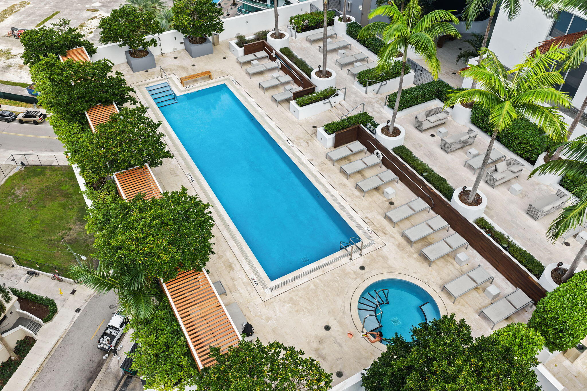 1300 Brickell Bay #1005, Miami FL 33131
