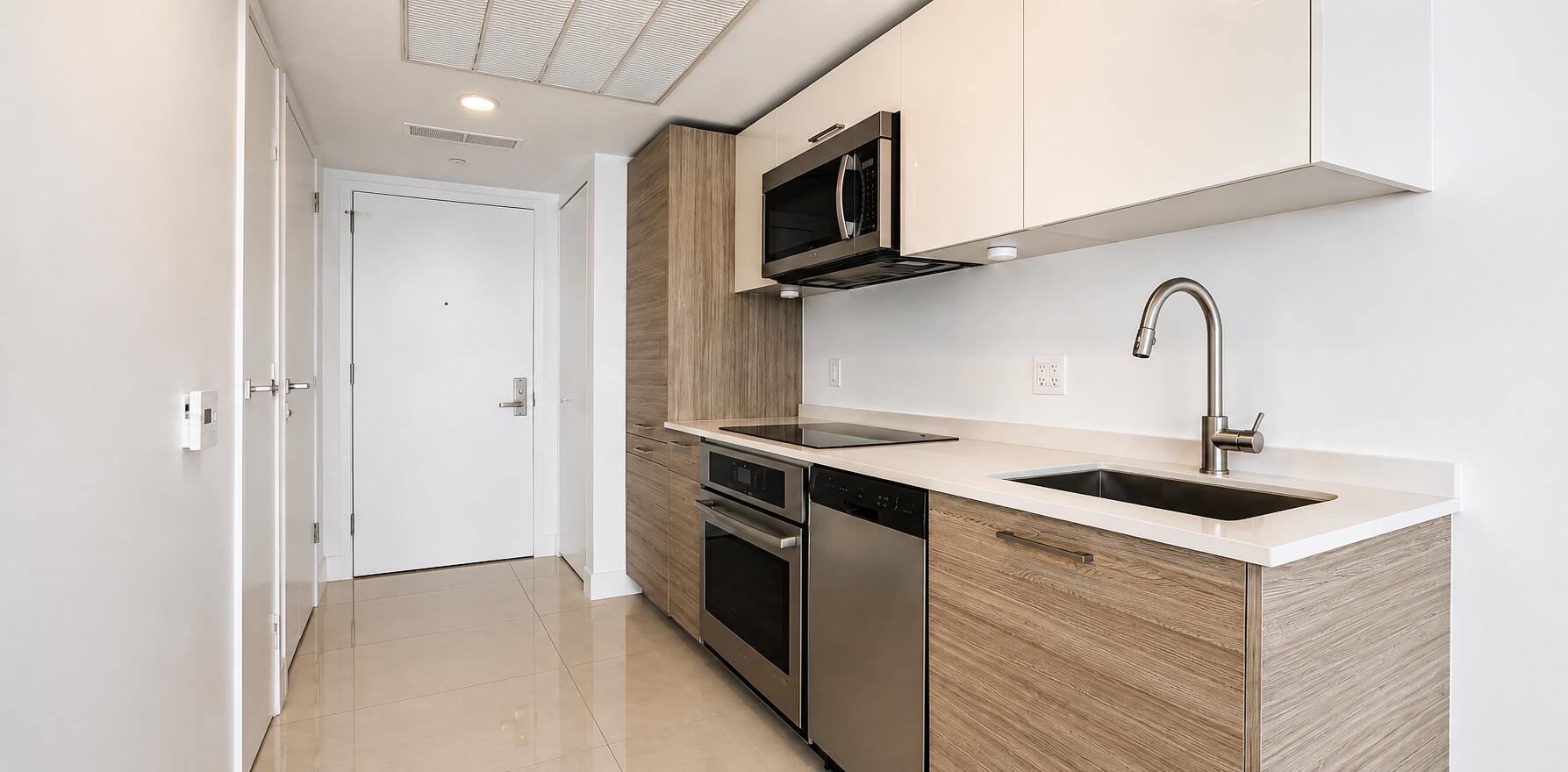 1300 Brickell Bay #1005, Miami FL 33131