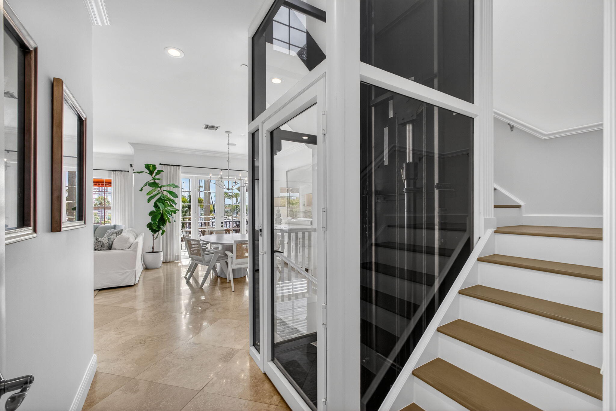 24 Marina Gardens, Palm Beach Gardens FL 33410