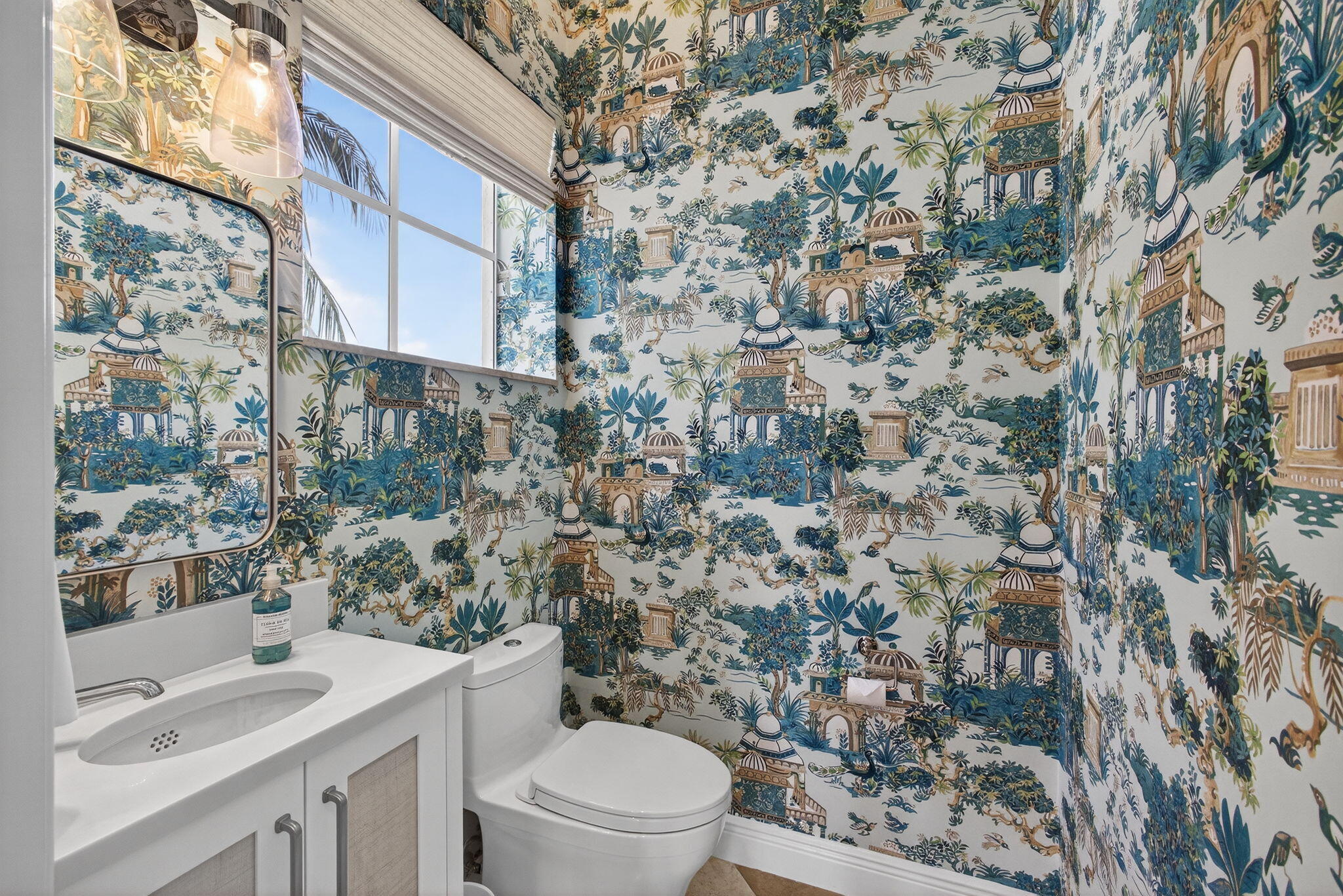 24 Marina Gardens, Palm Beach Gardens FL 33410