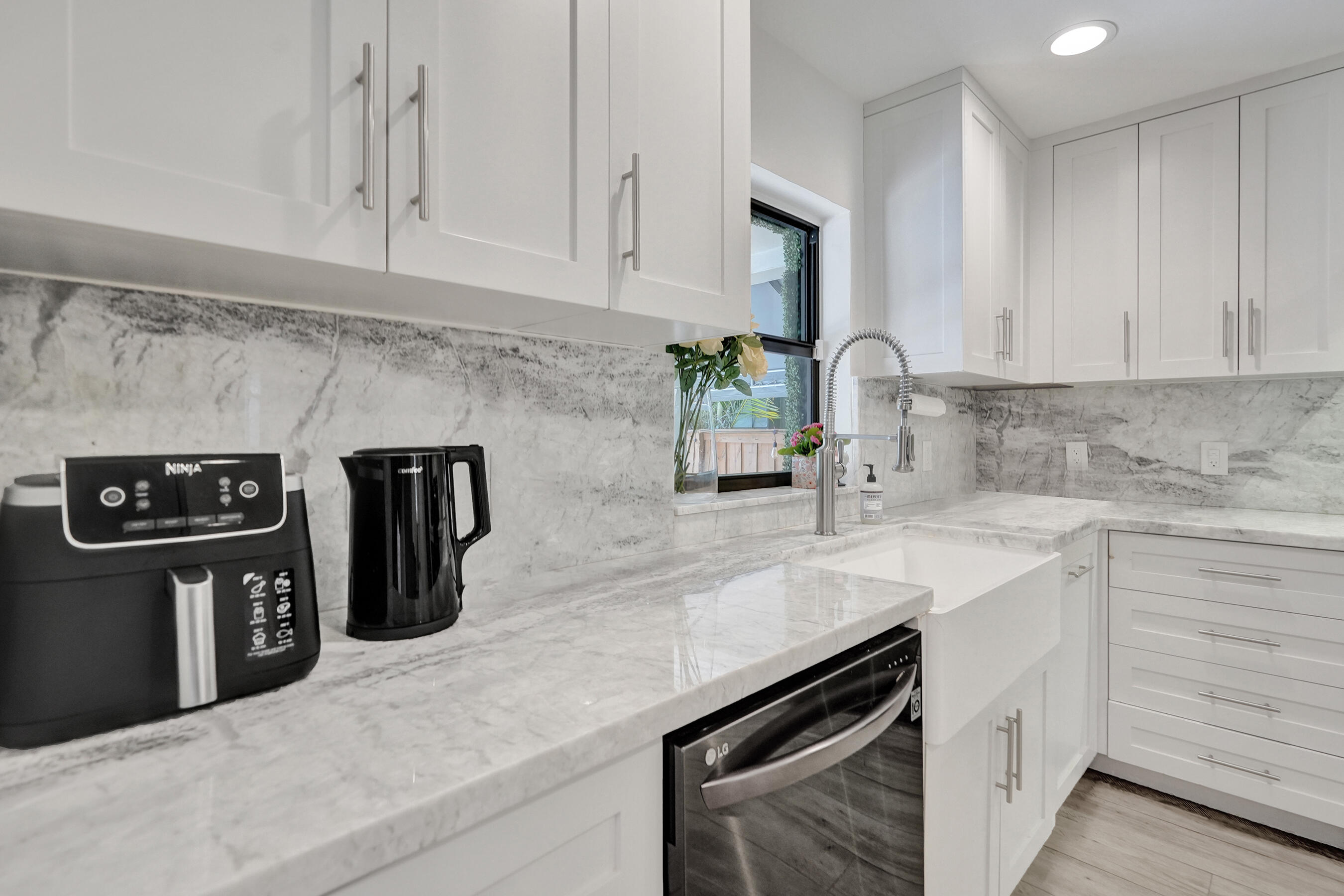 1606 SE 1st, Fort Lauderdale FL 33301