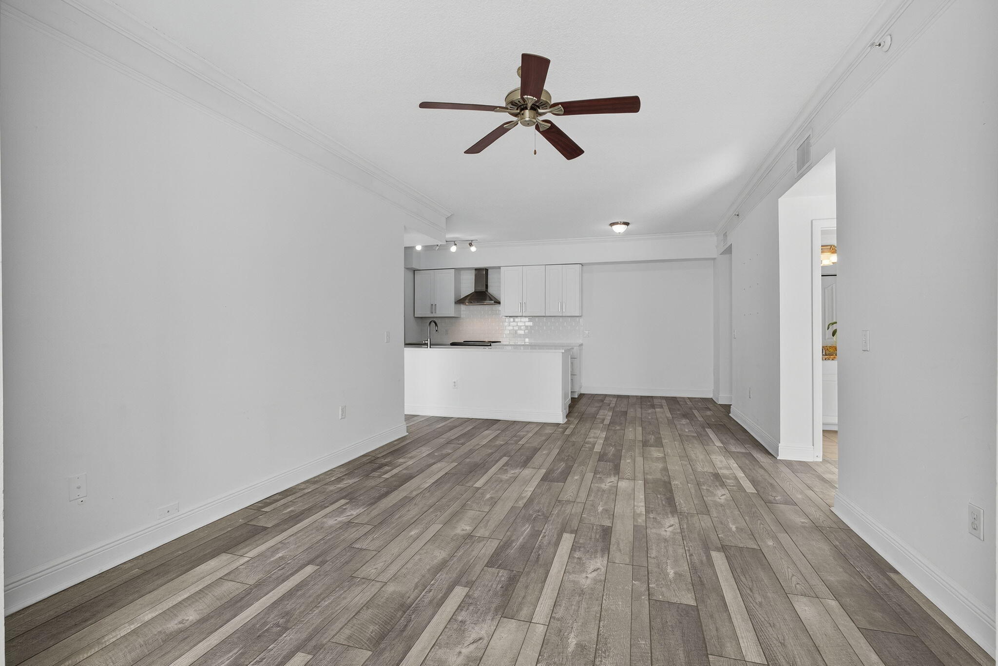 5301 Myrtlewood, Palm Beach Gardens FL 33418