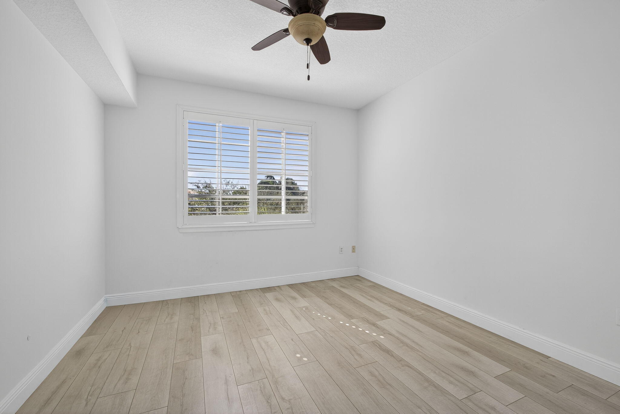 5301 Myrtlewood, Palm Beach Gardens FL 33418