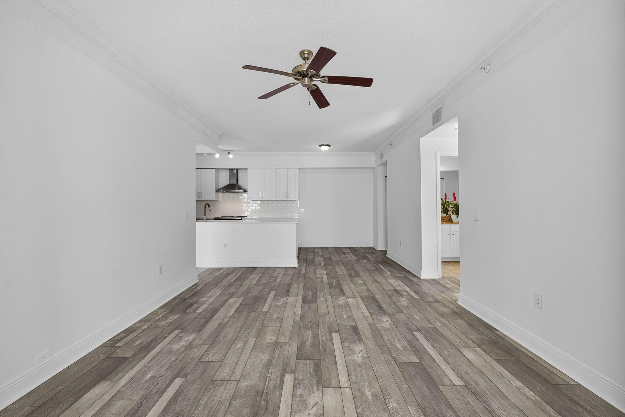 5301 Myrtlewood, Palm Beach Gardens FL 33418
