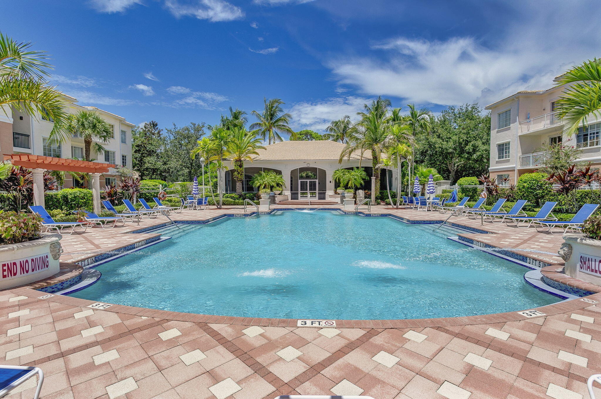 5301 Myrtlewood, Palm Beach Gardens FL 33418