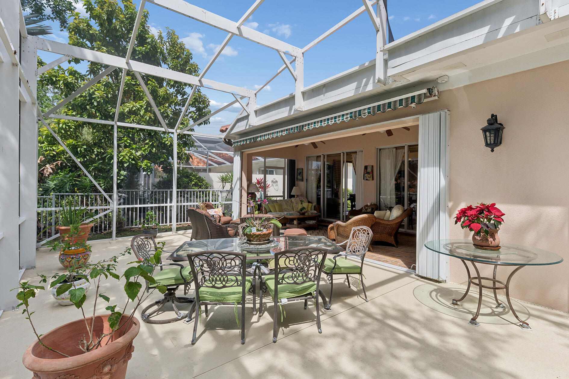 2525 Kittbuck, West Palm Beach FL 33411